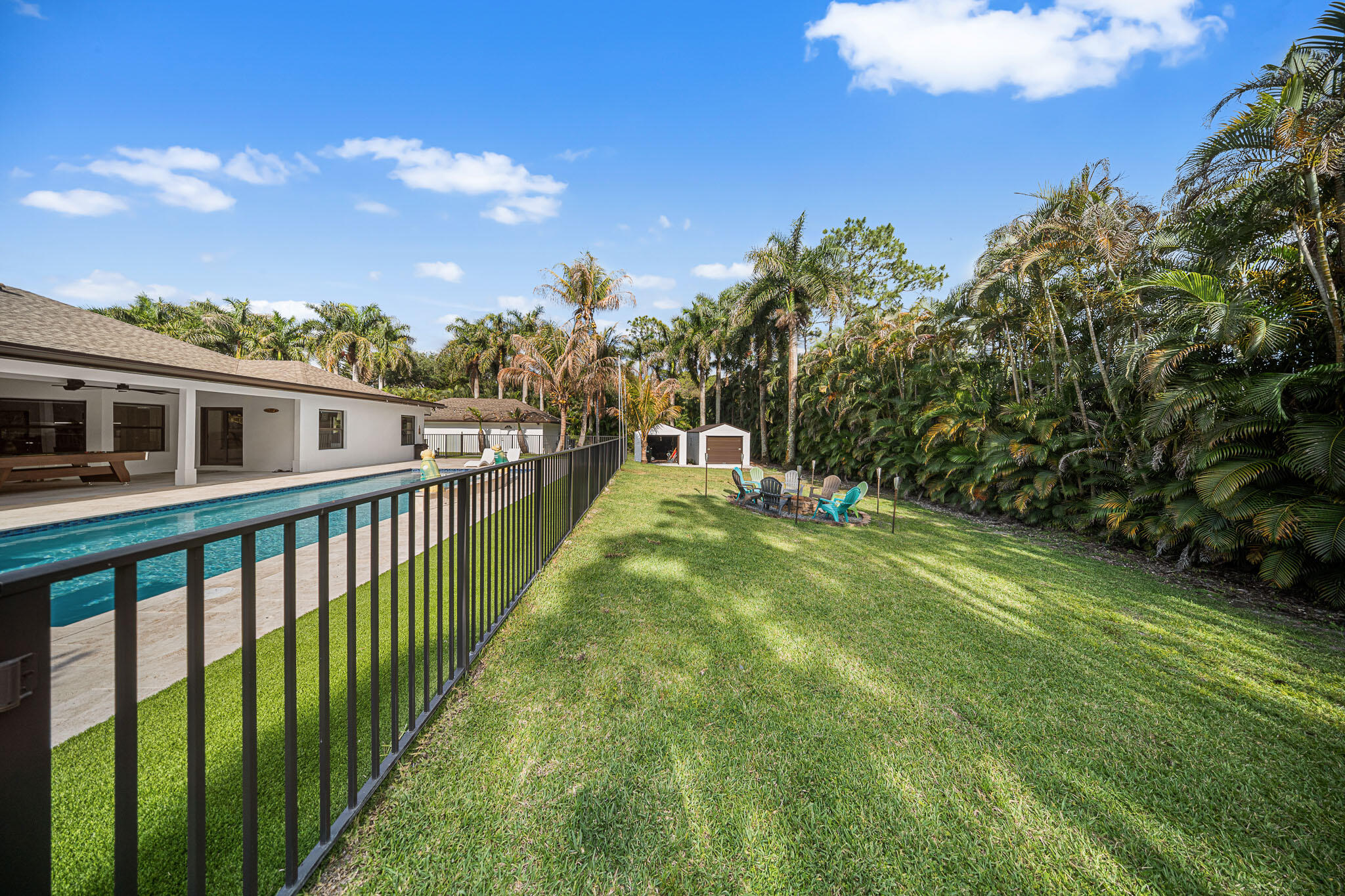 17148 78th Road N