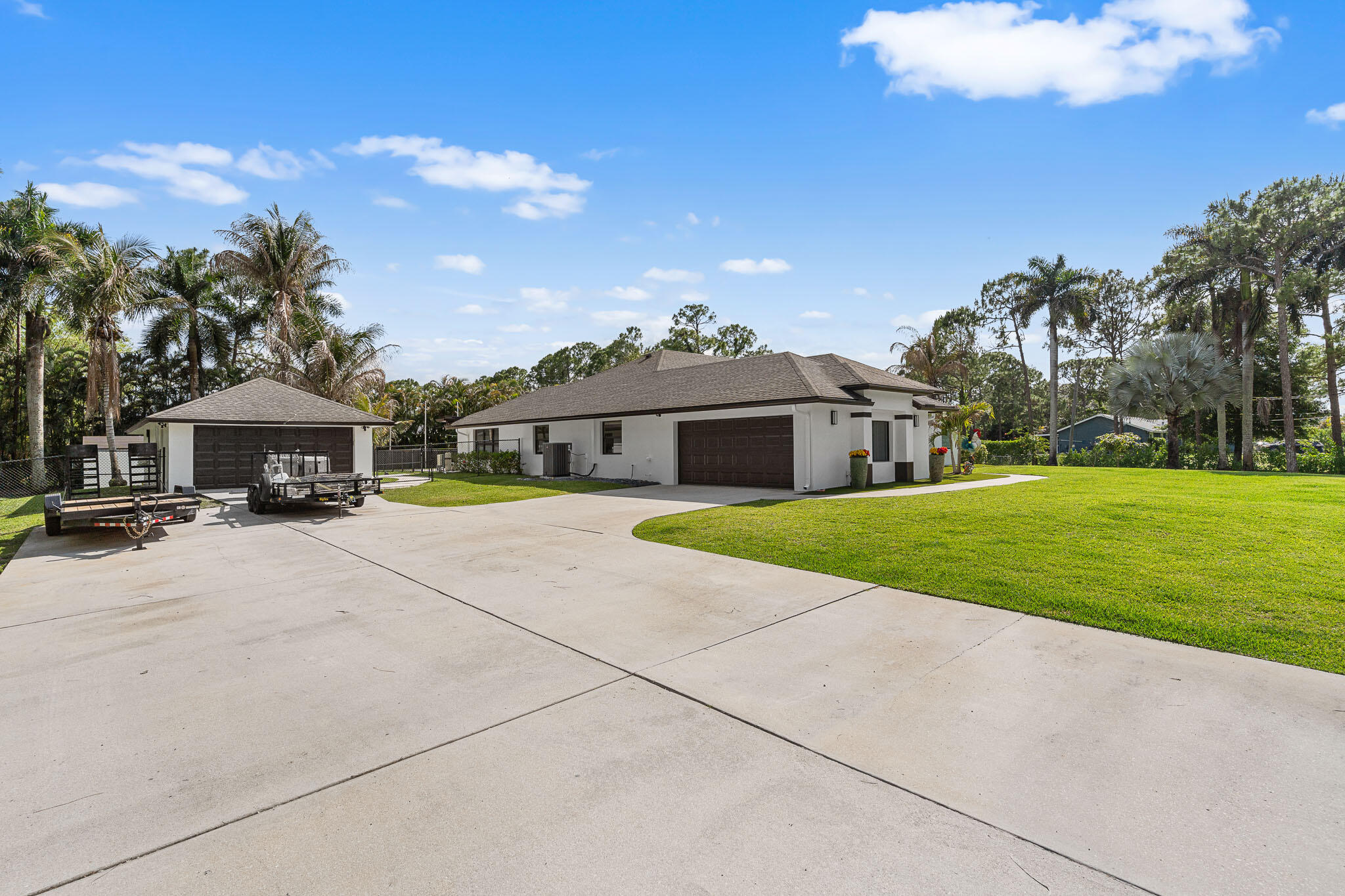 17148 78th Road N