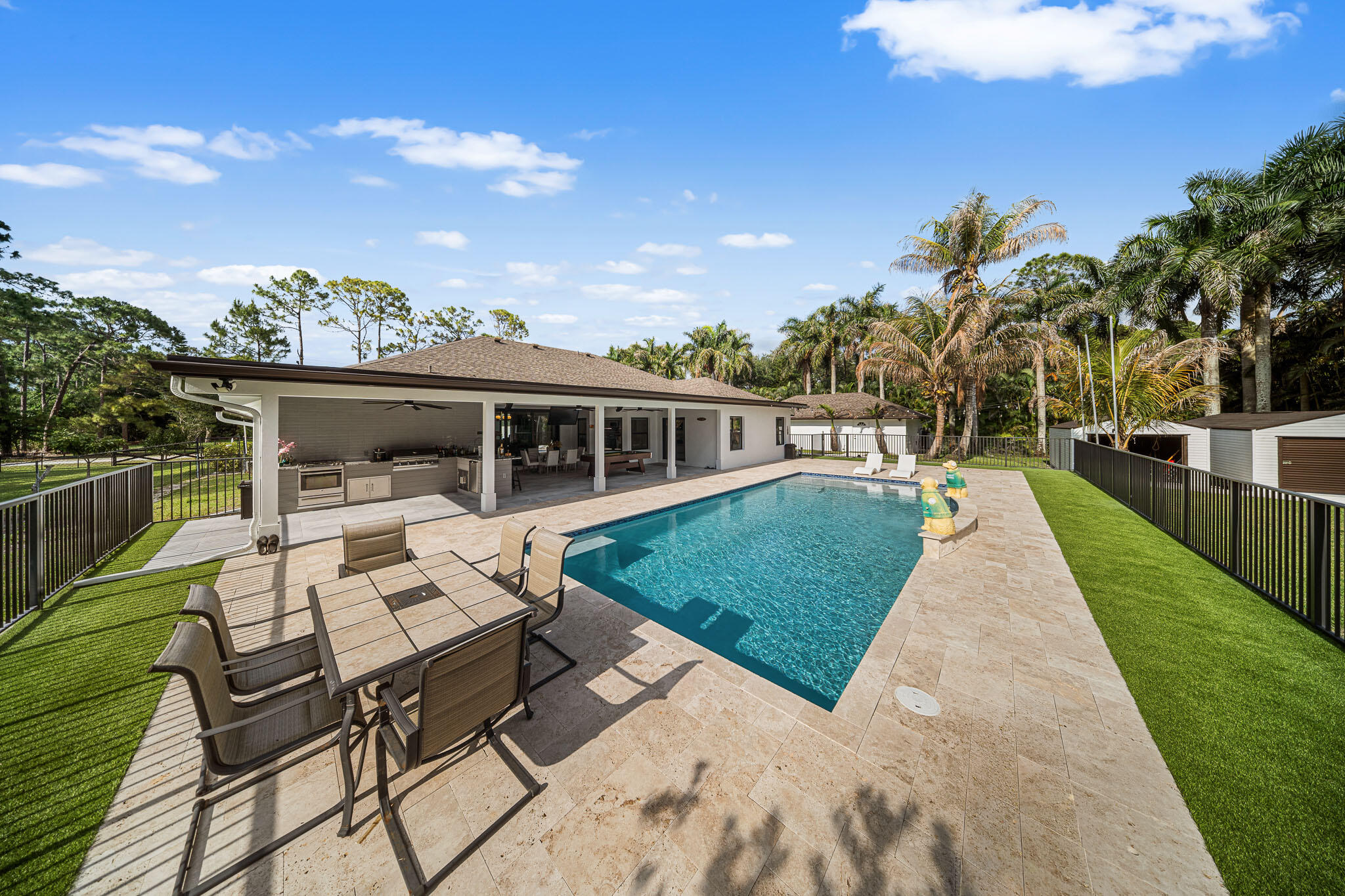 17148 78th Road N