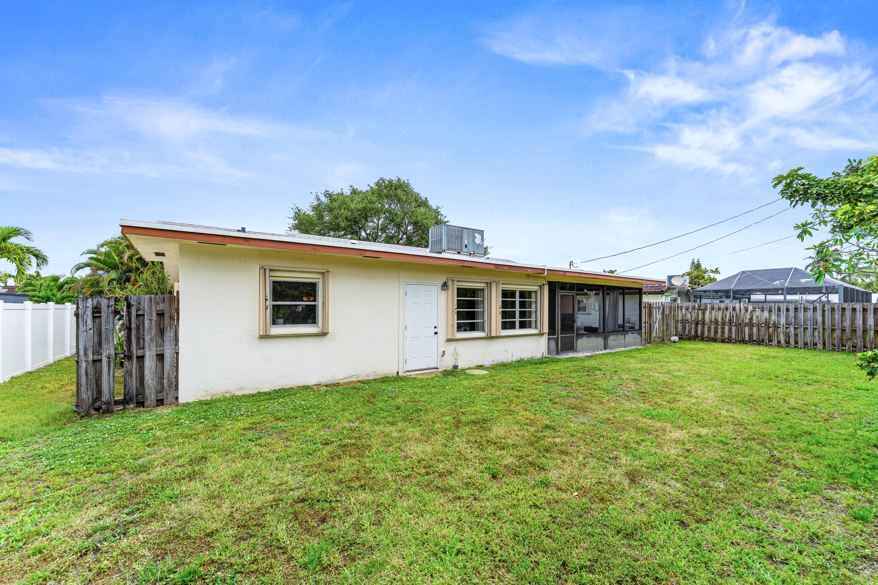 1270 SW 8th Street