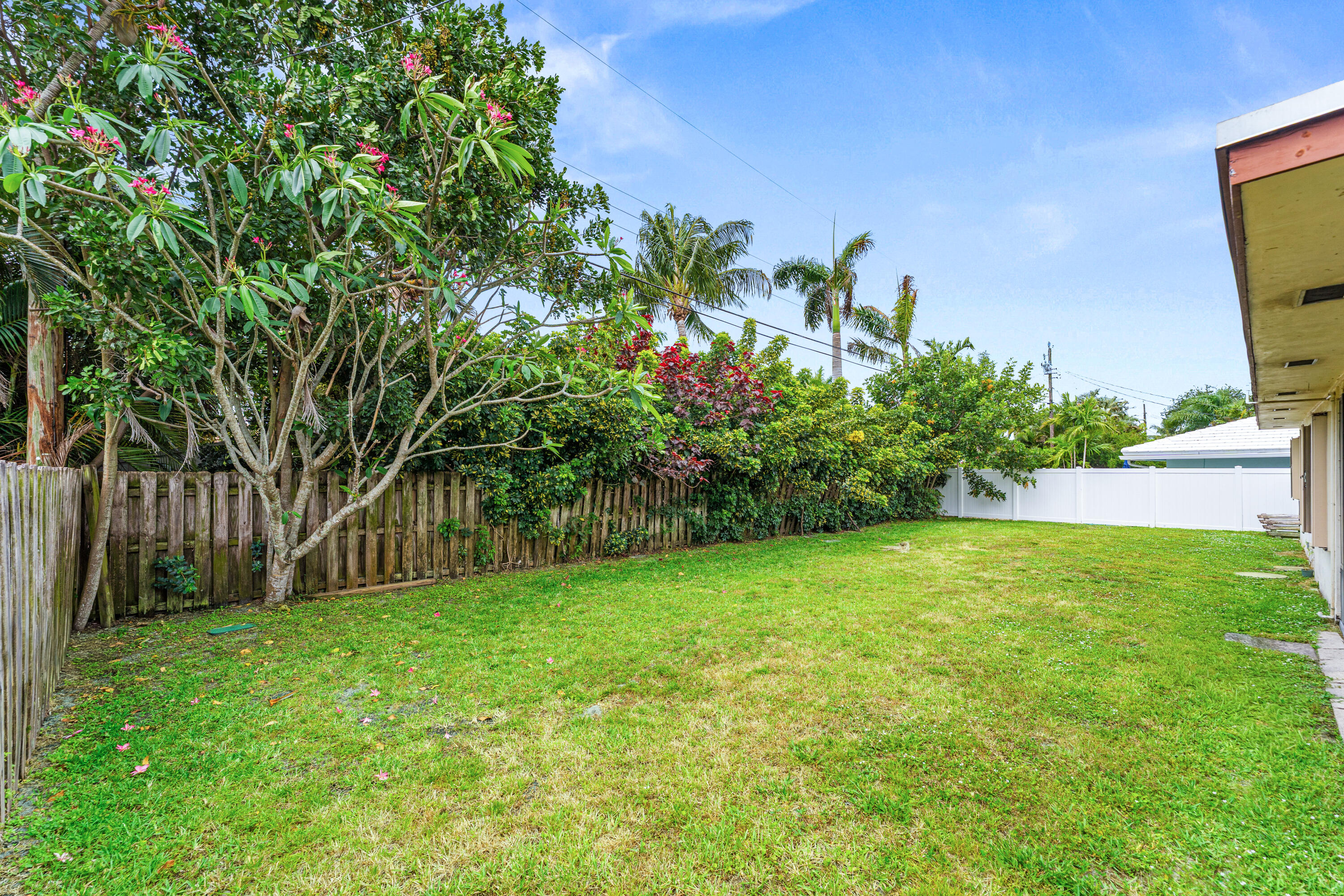 1270 SW 8th Street