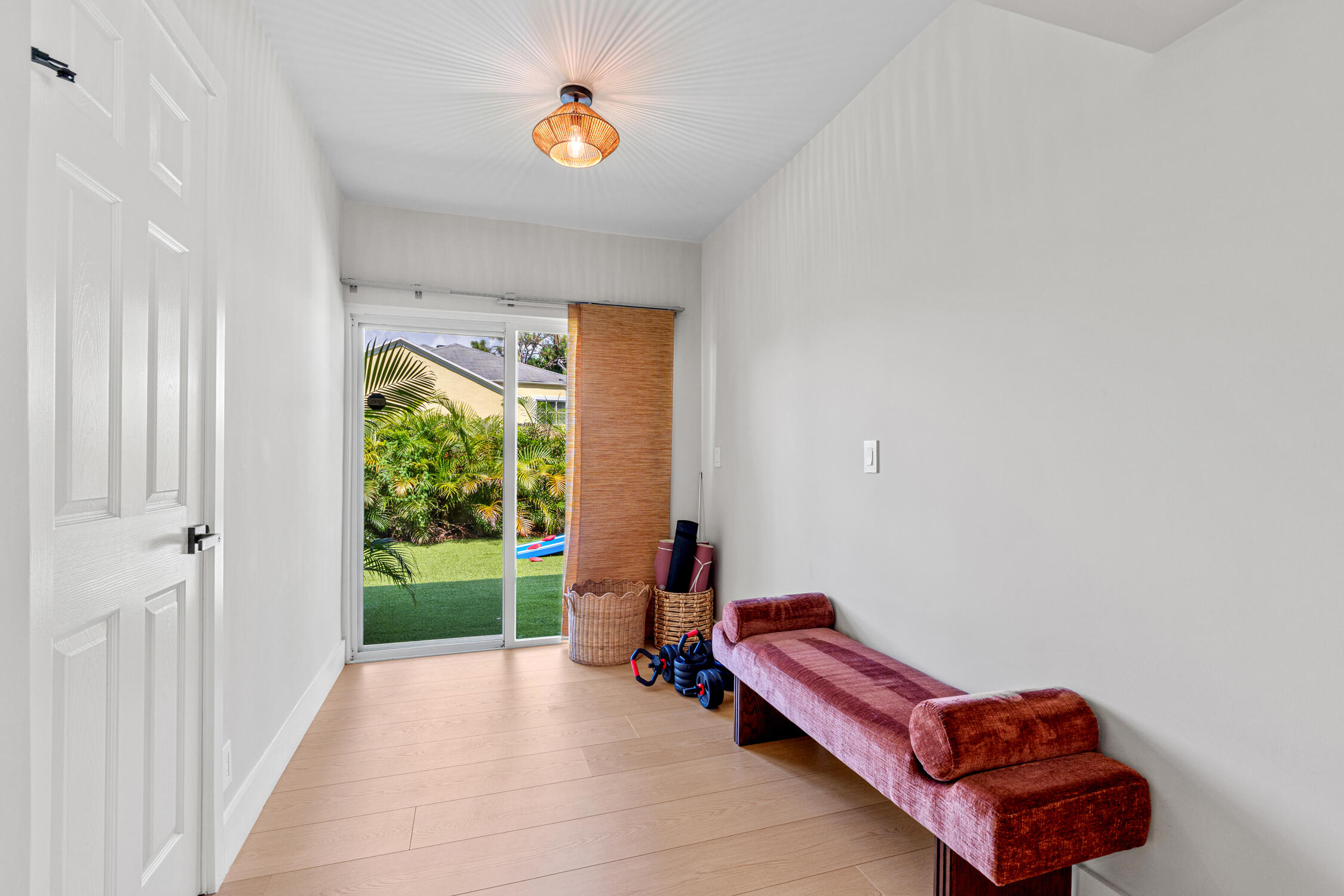 275 NE 16th Street