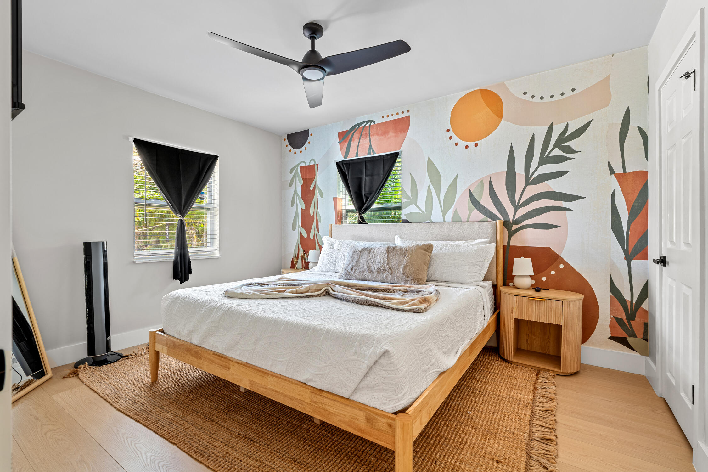 275 NE 16th Street