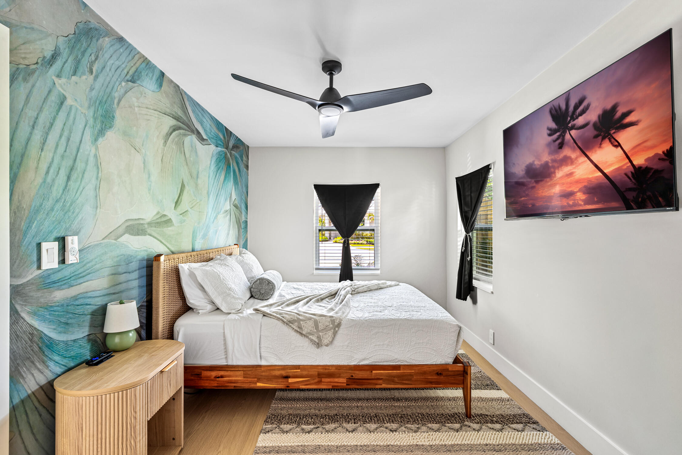 275 NE 16th Street