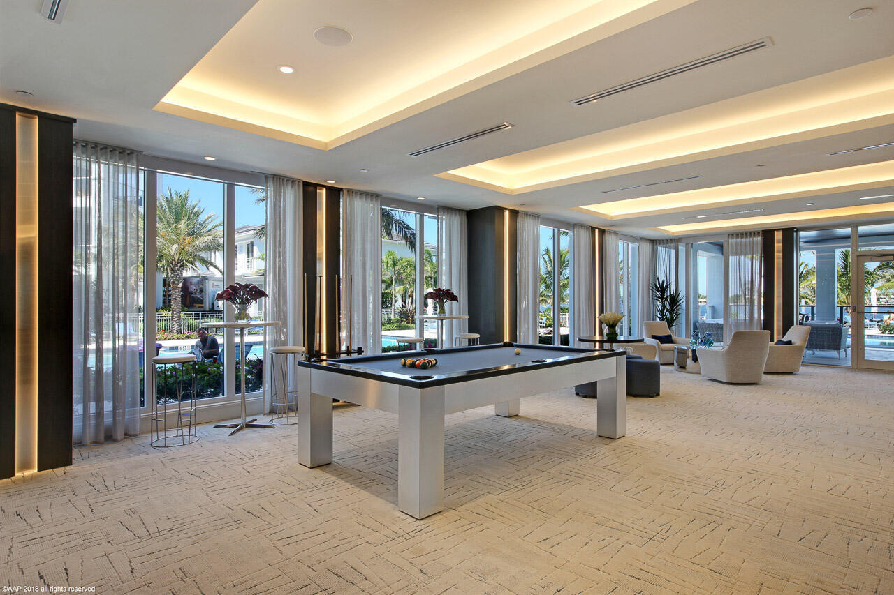 1 Water Club Way 704