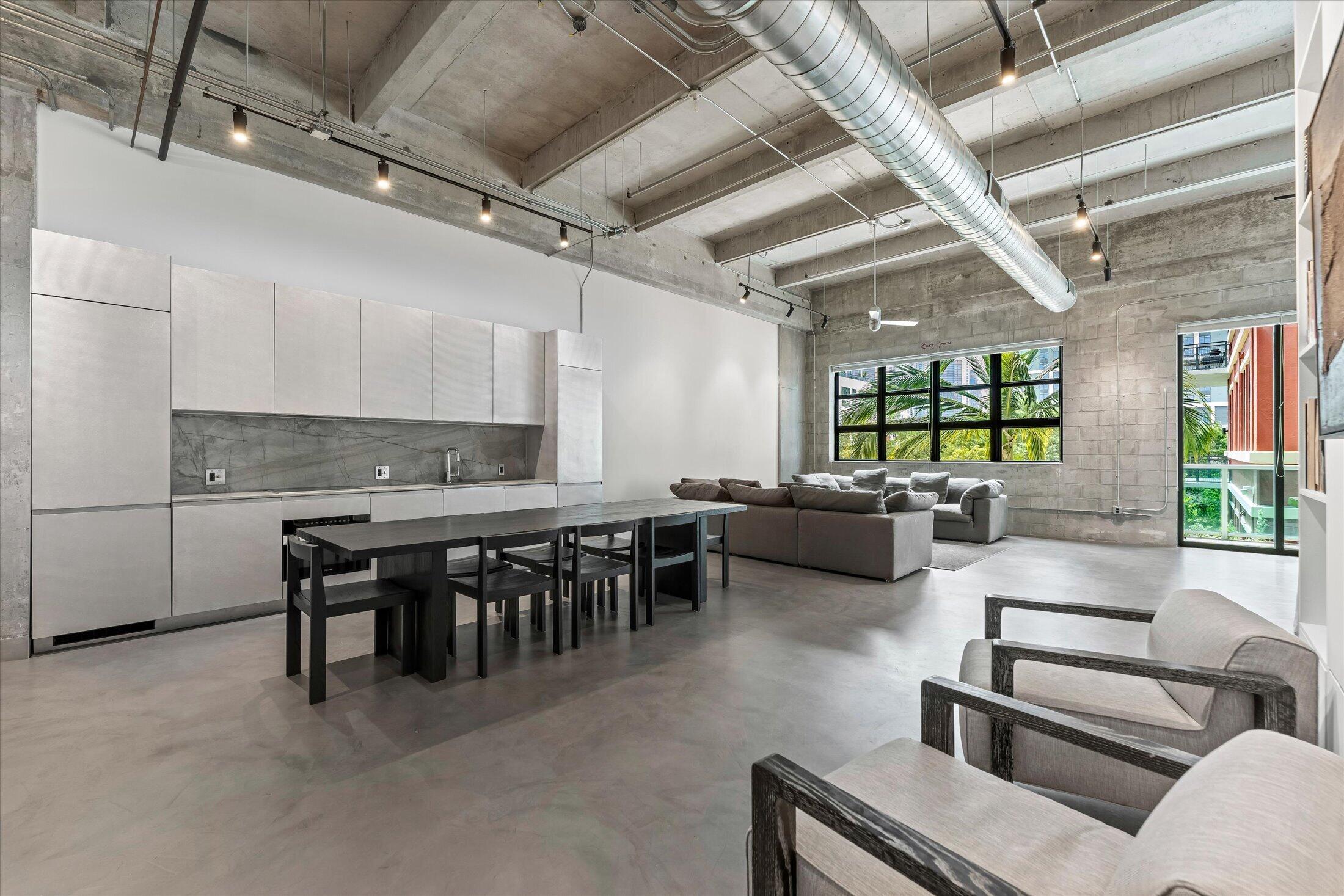 1749 NE Miami Court Unit: 316