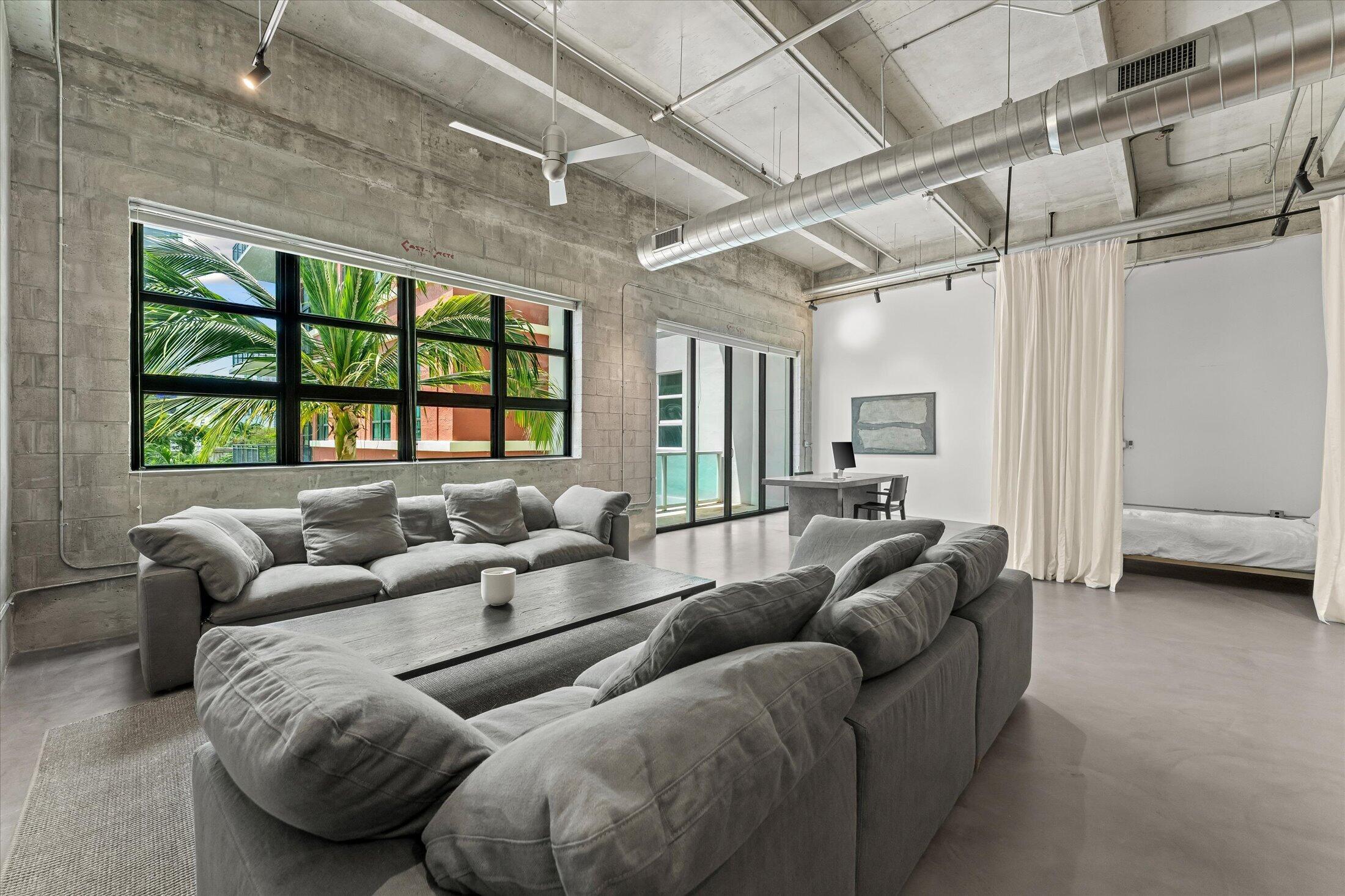 1749 NE Miami Court Unit: 316