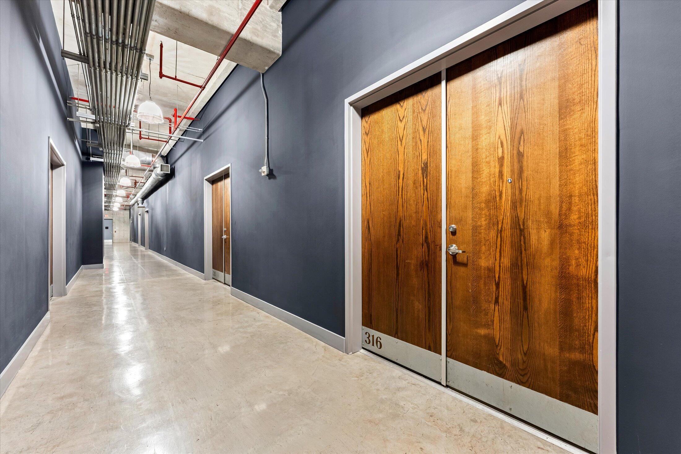 1749 NE Miami Court Unit: 316