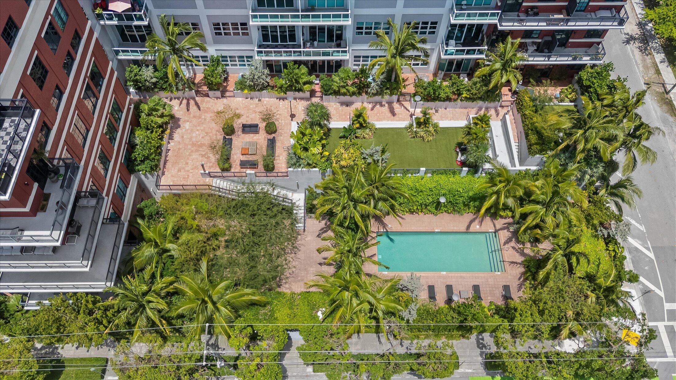 1749 NE Miami Court Unit: 316