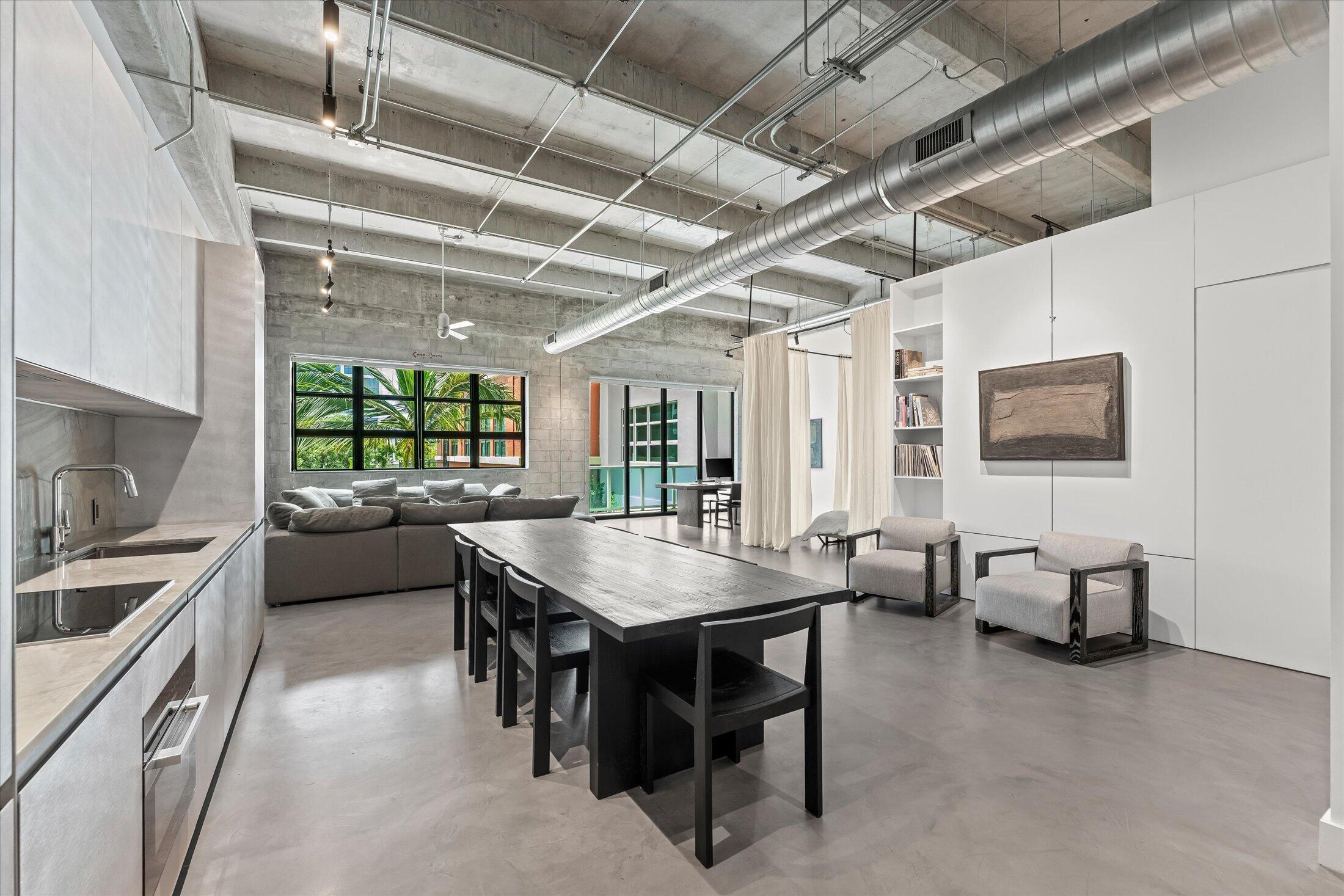 1749 NE Miami Court Unit: 316