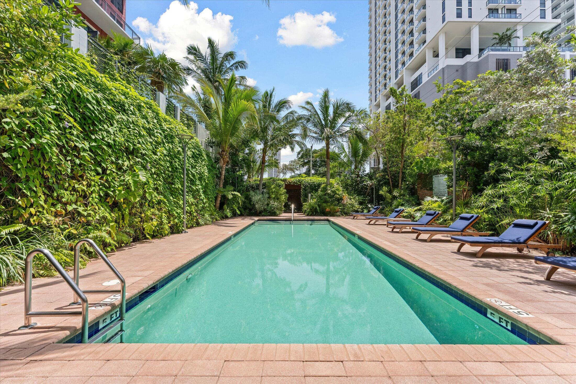 1749 NE Miami Court Unit: 316