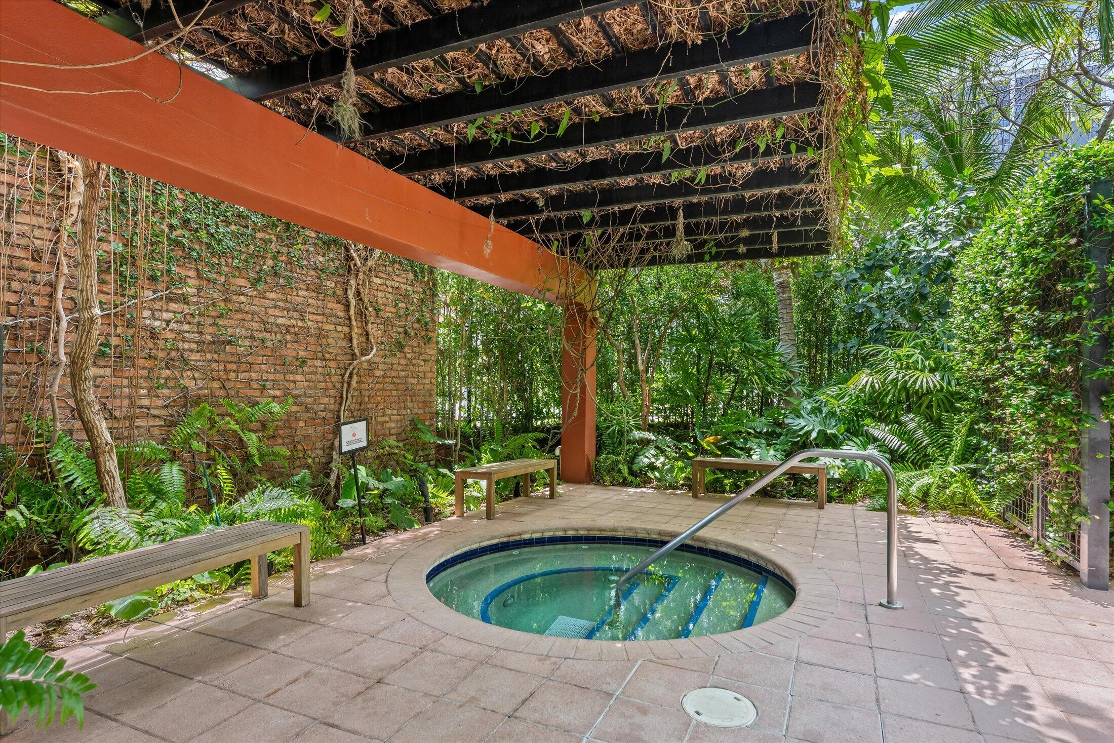 1749 NE Miami Court Unit: 316