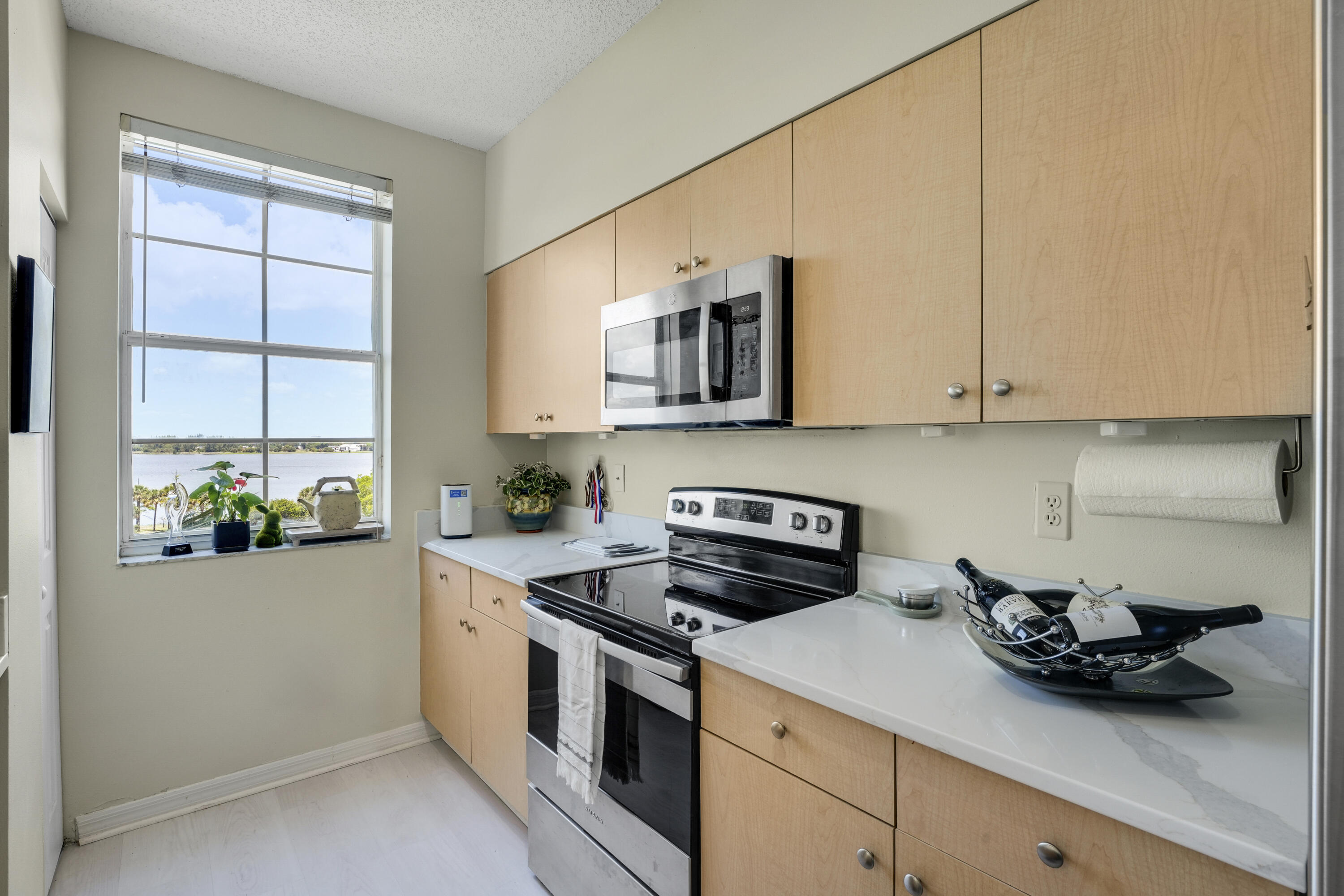 616 Clearwater Park Road 513