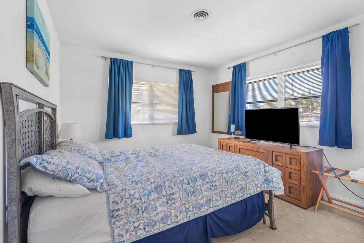 262 SE 9th Avenue 1-4