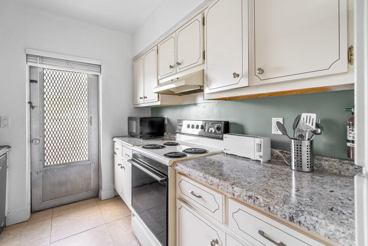 262 SE 9th Avenue 1-4