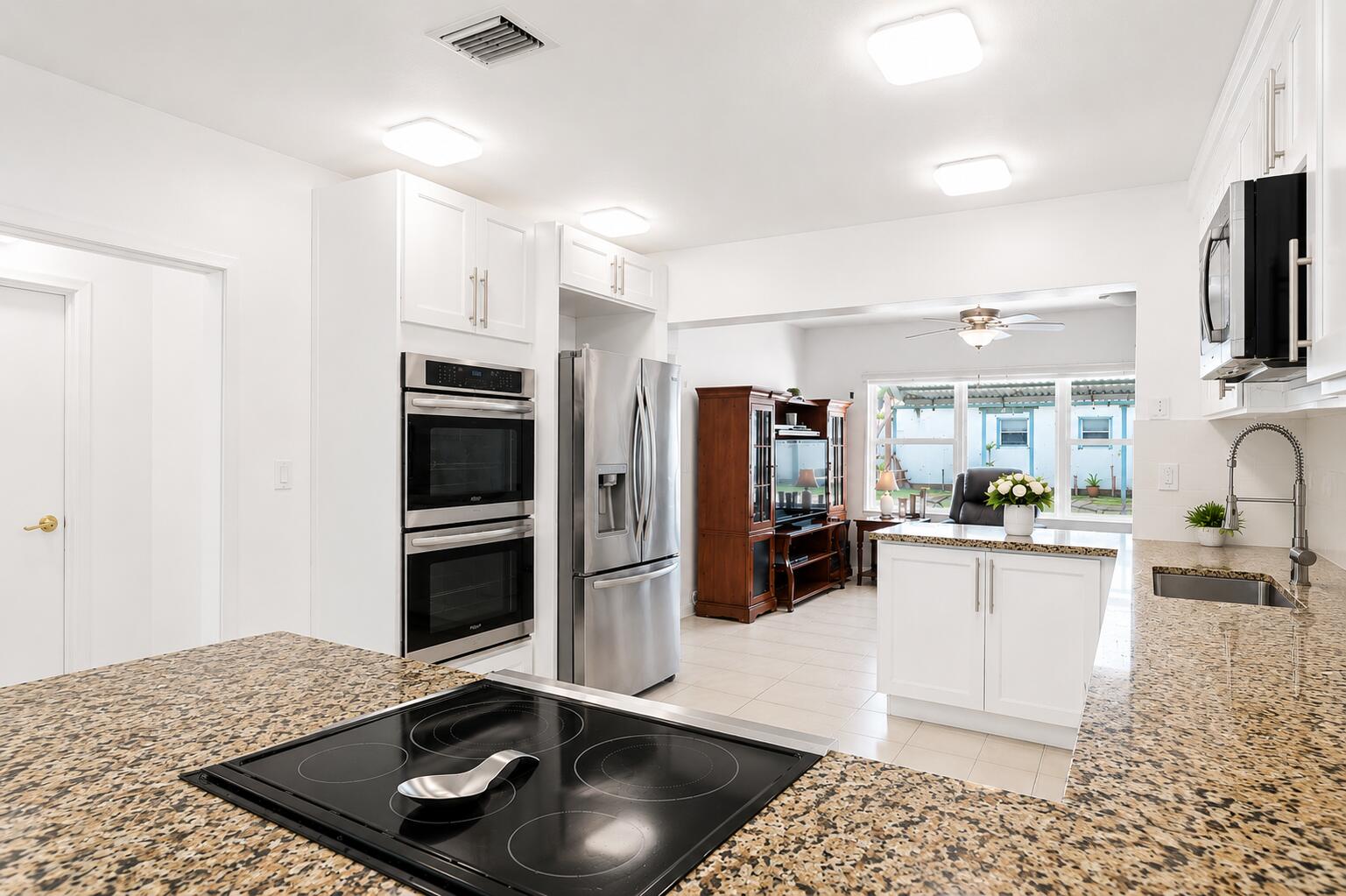 262 SW 8th Street