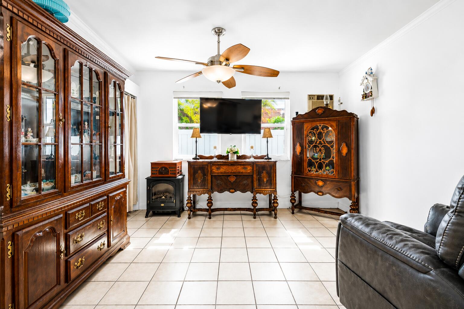 262 SW 8th Street
