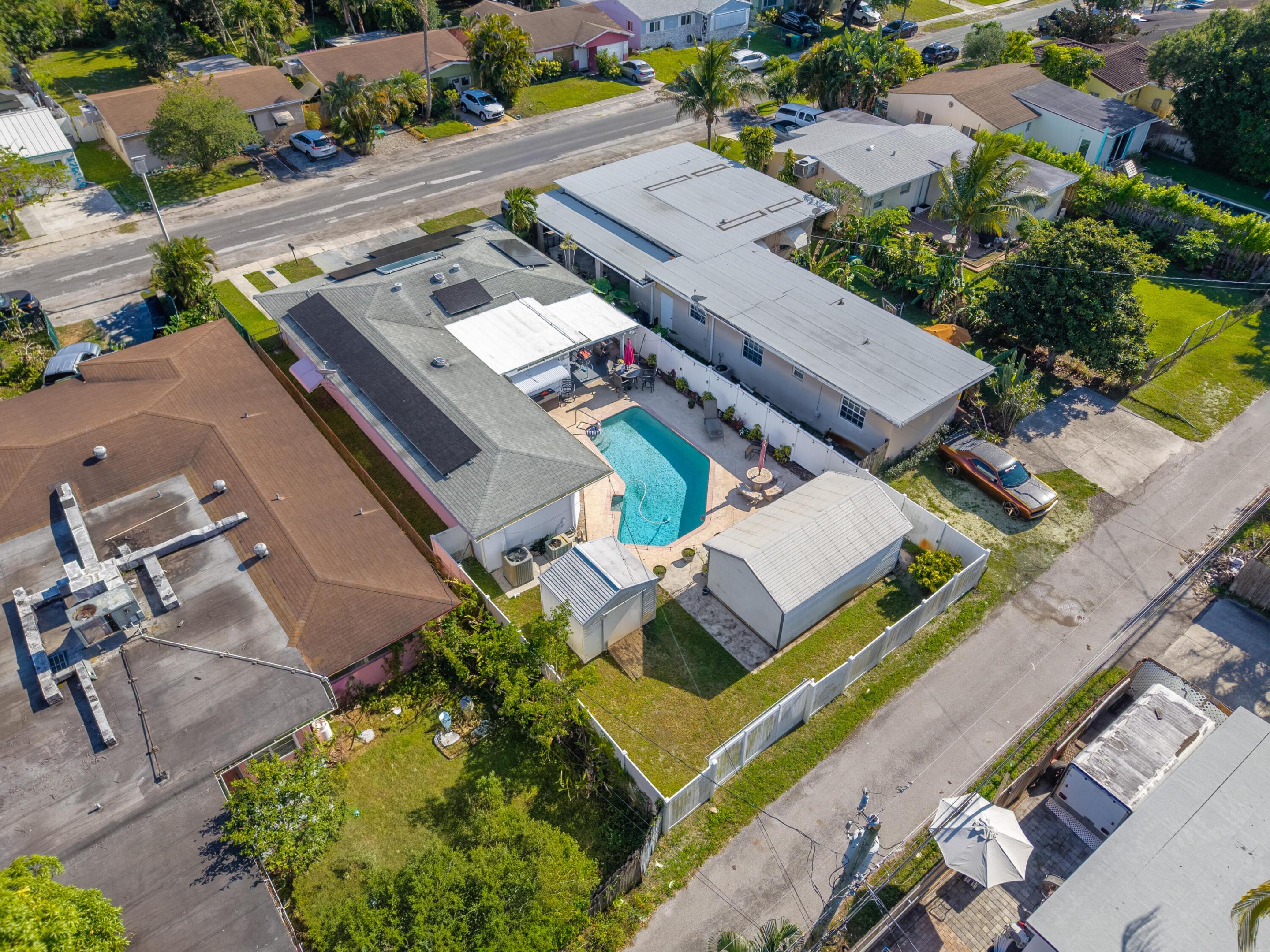 262 SW 8th Street