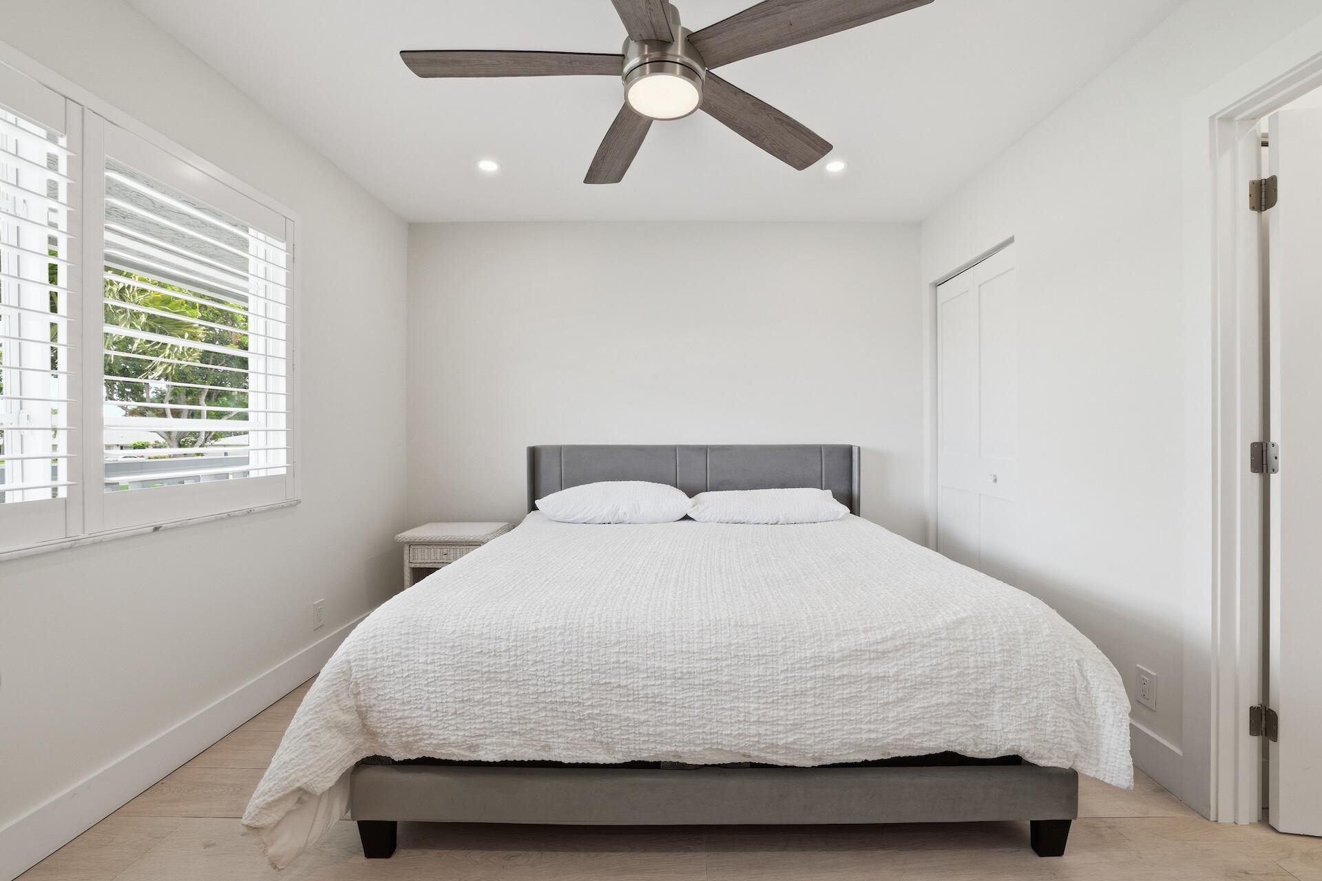 1011 Flame Vine Avenue 203