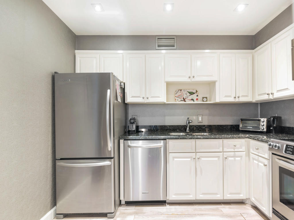 2295 S Ocean Boulevard 715
