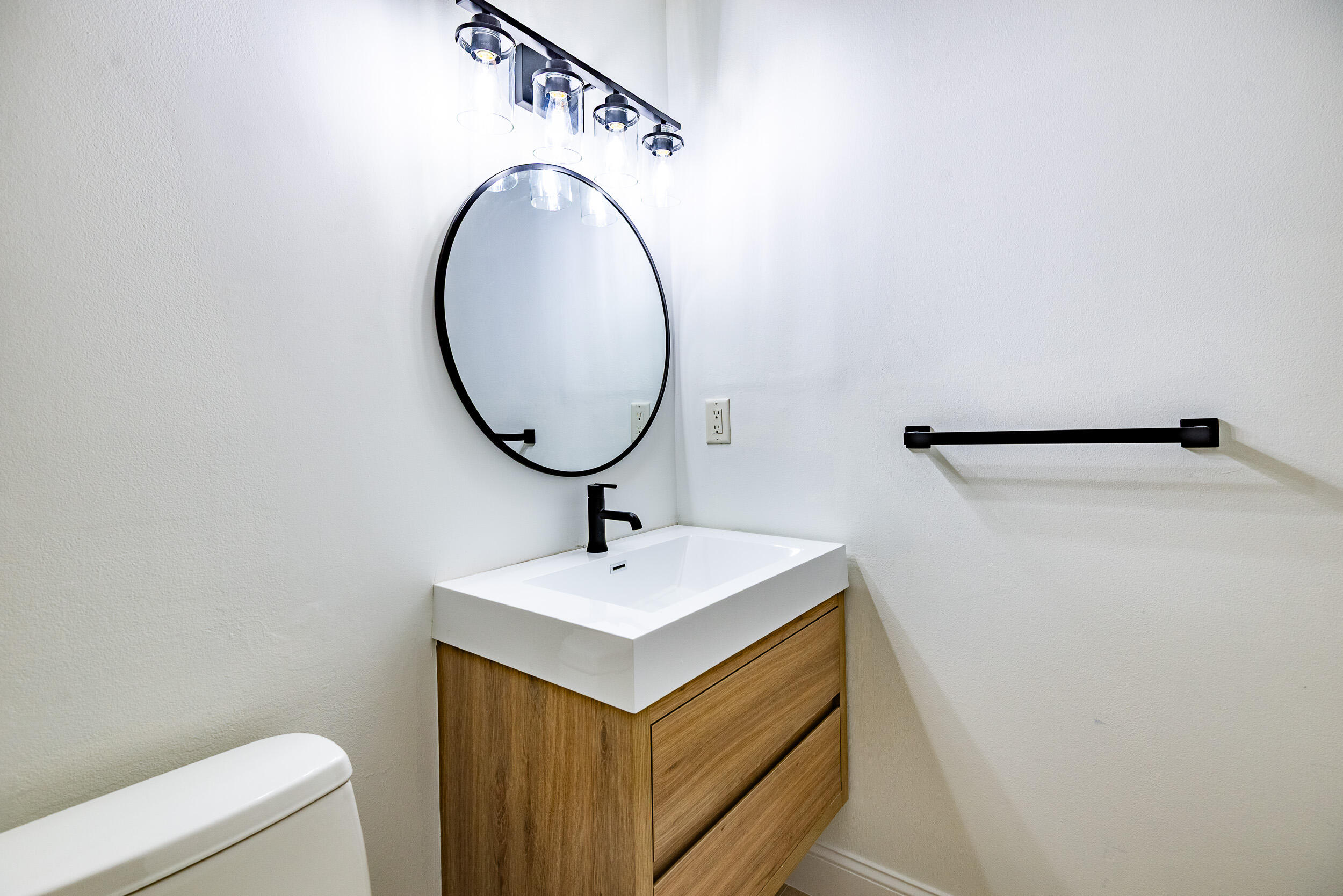 380 NW 67th Street J204