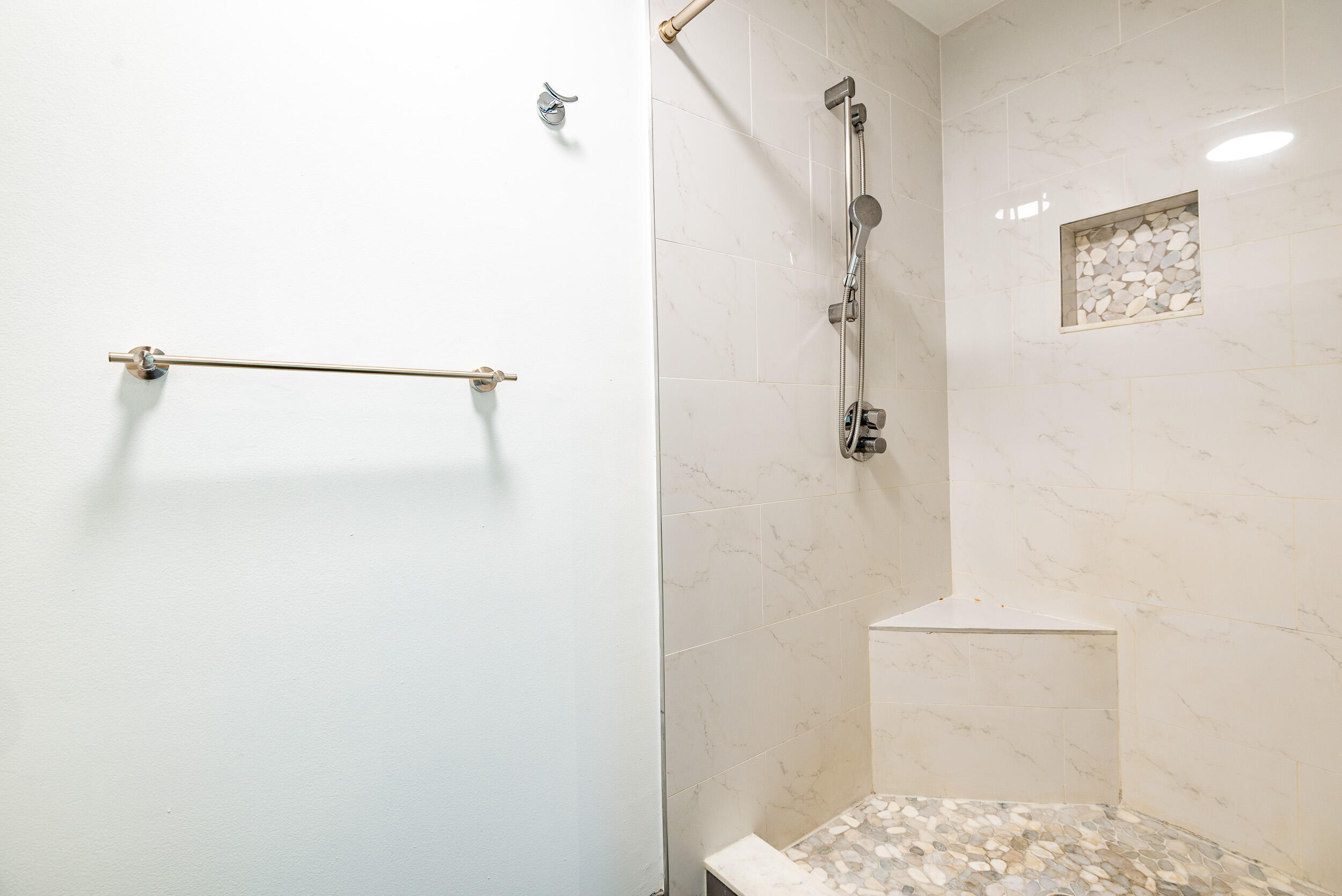 380 NW 67th Street J204