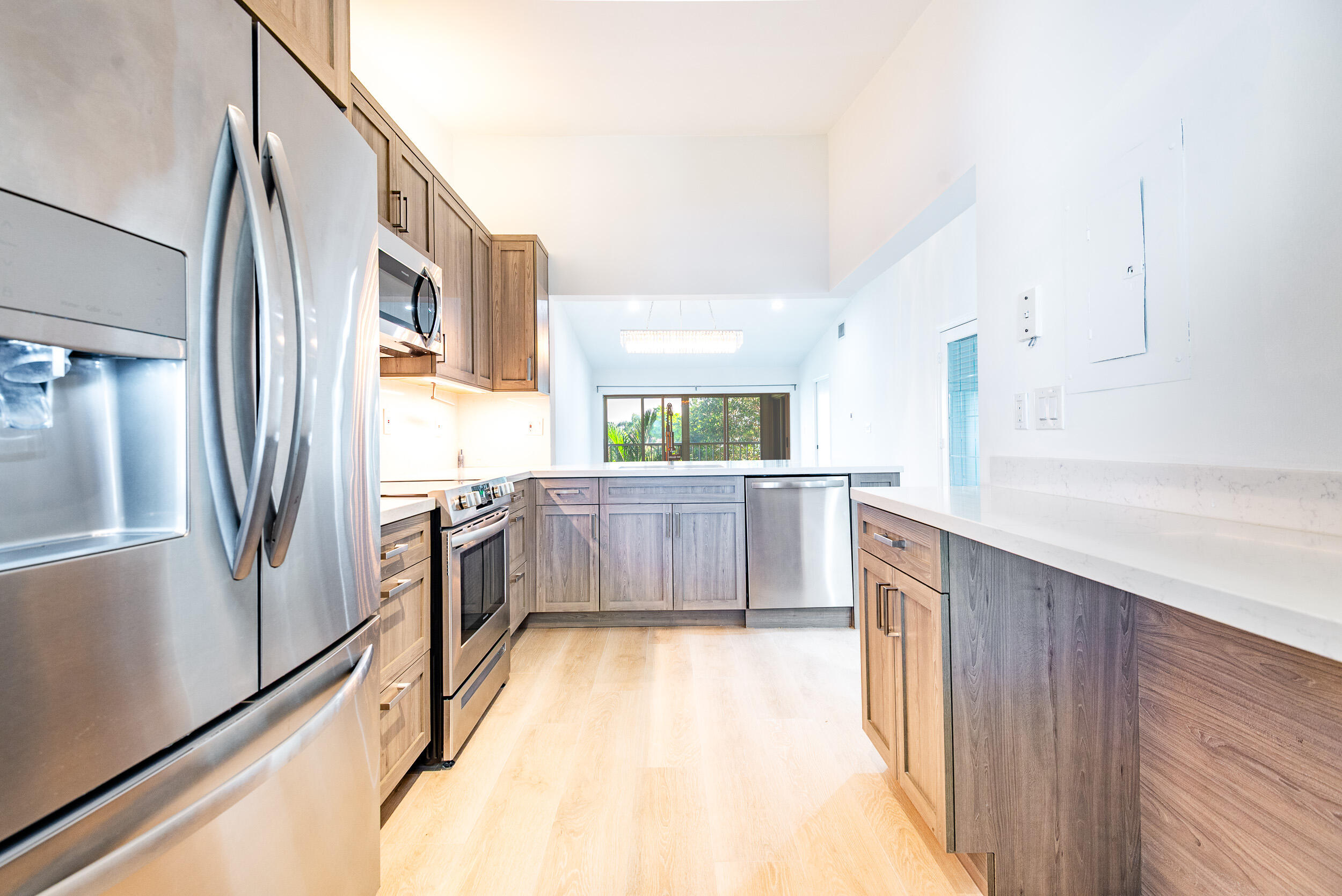 380 NW 67th Street J204