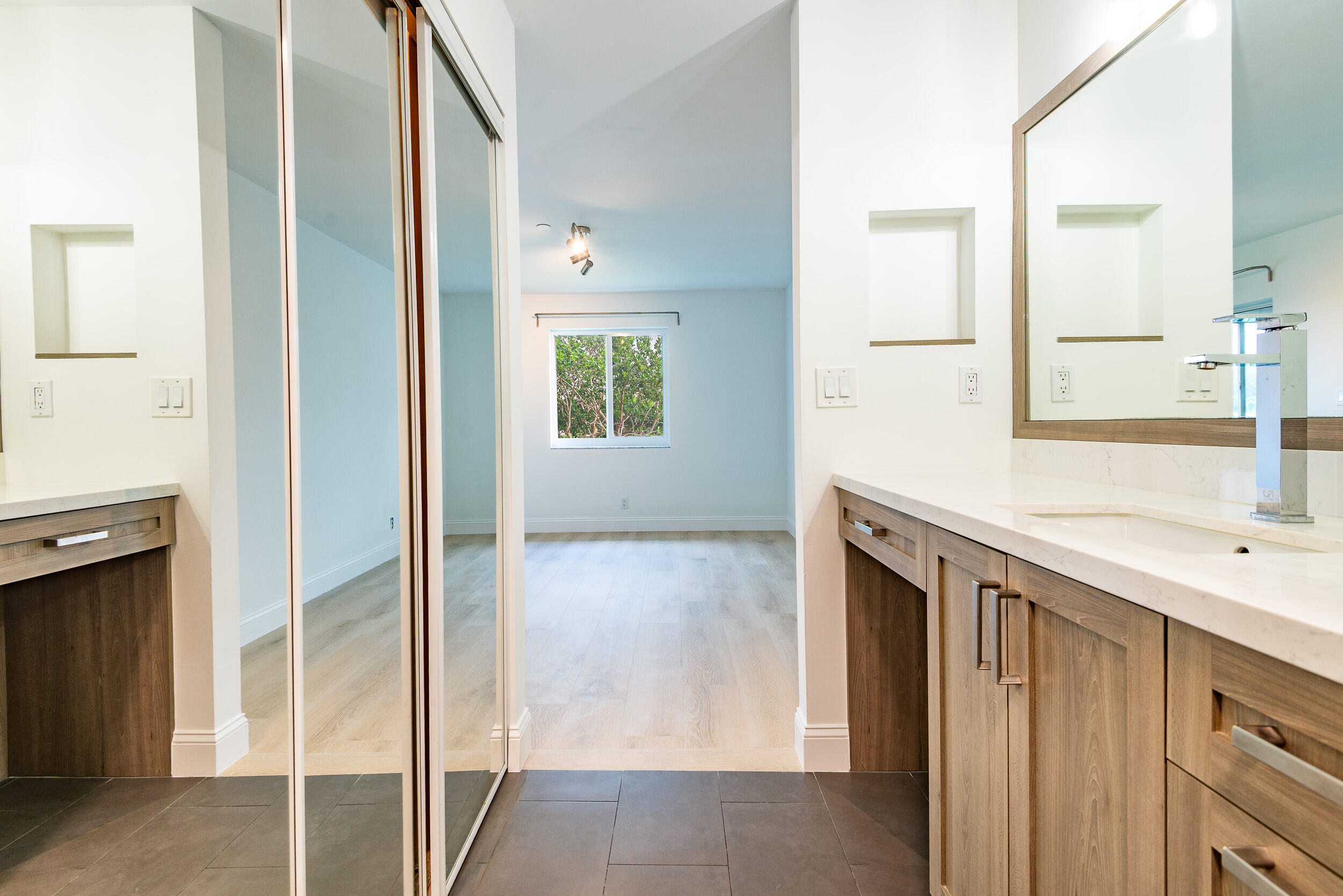 380 NW 67th Street J204