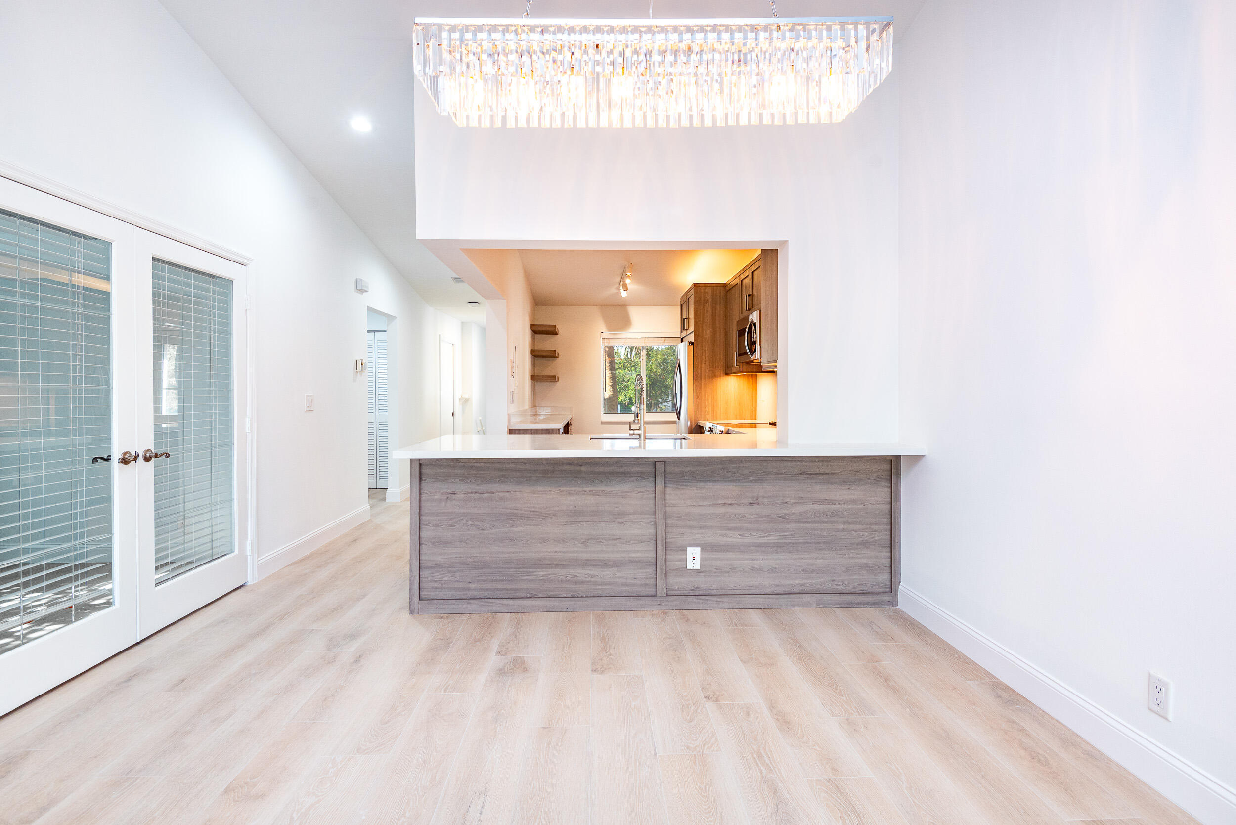 380 NW 67th Street J204