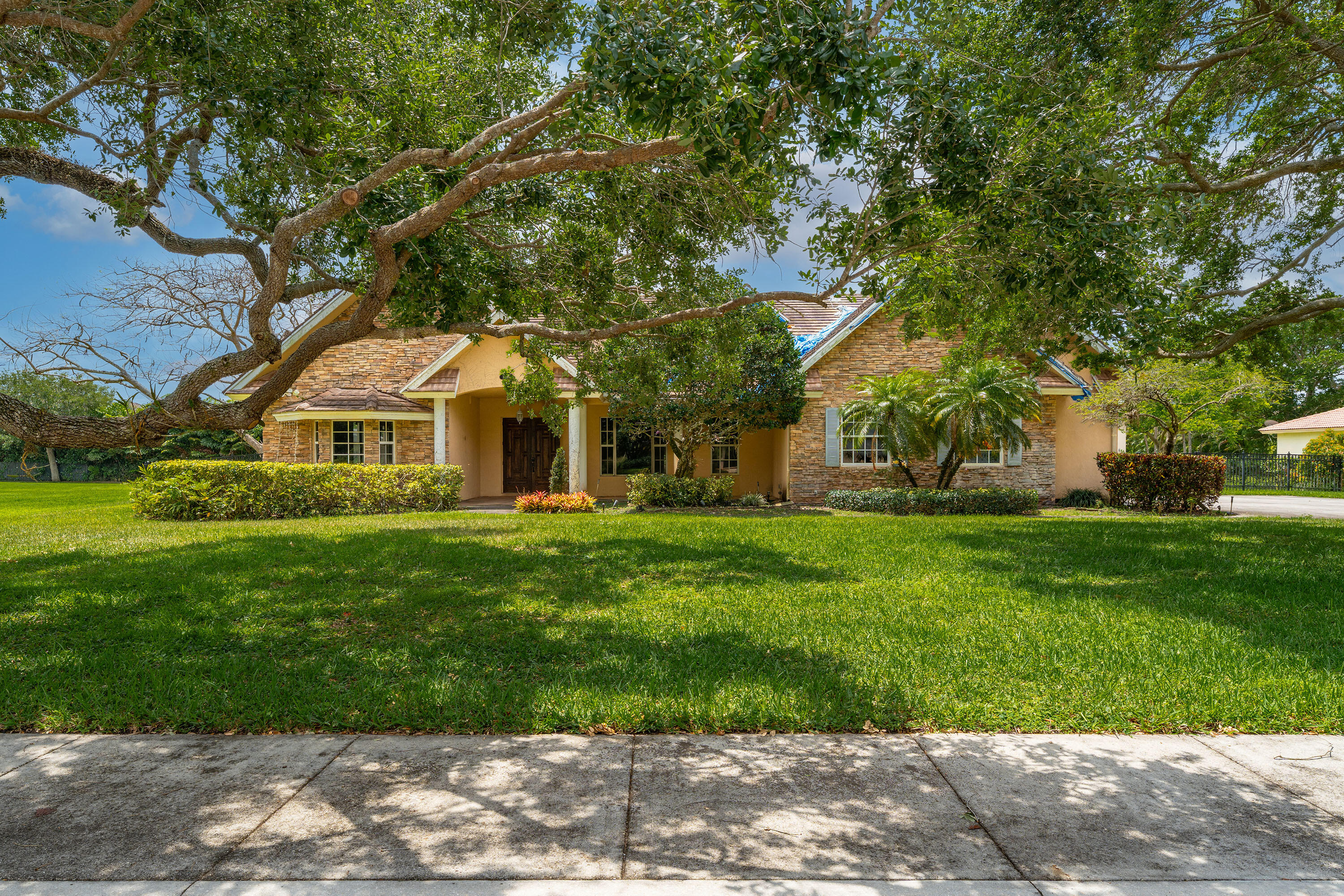 13360 SW 36th Court