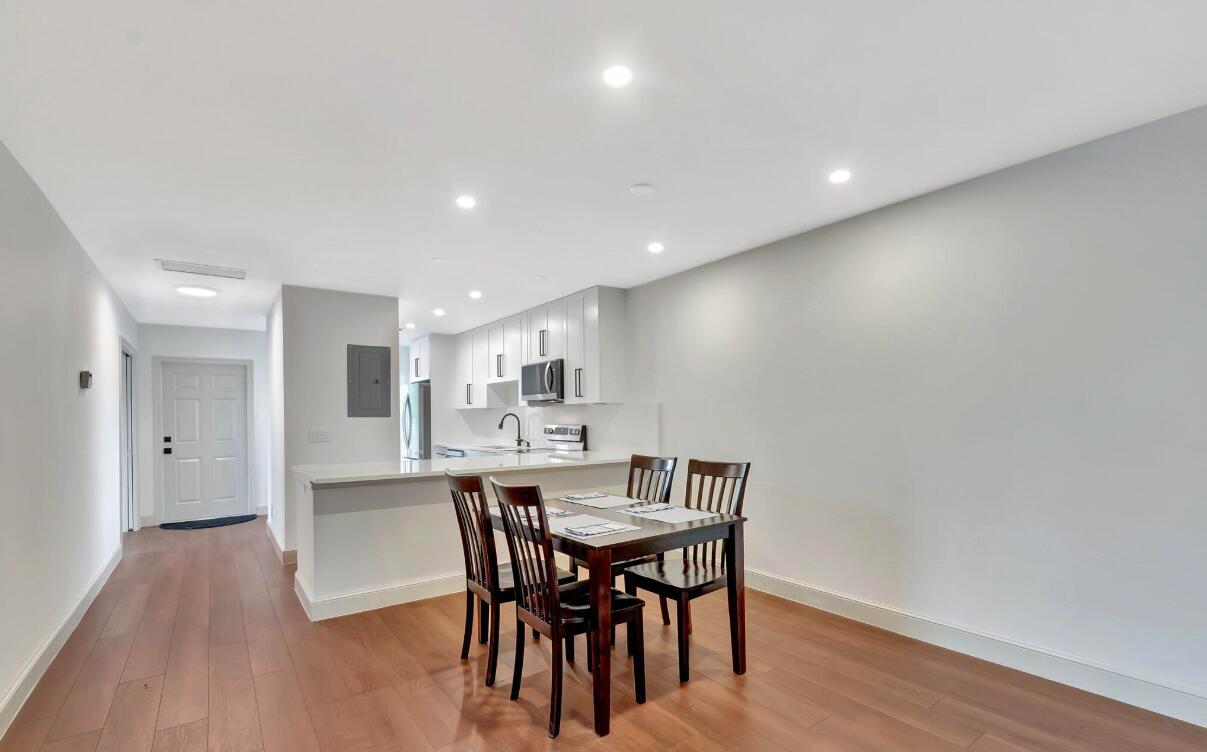 1140 Mahogany Way 204