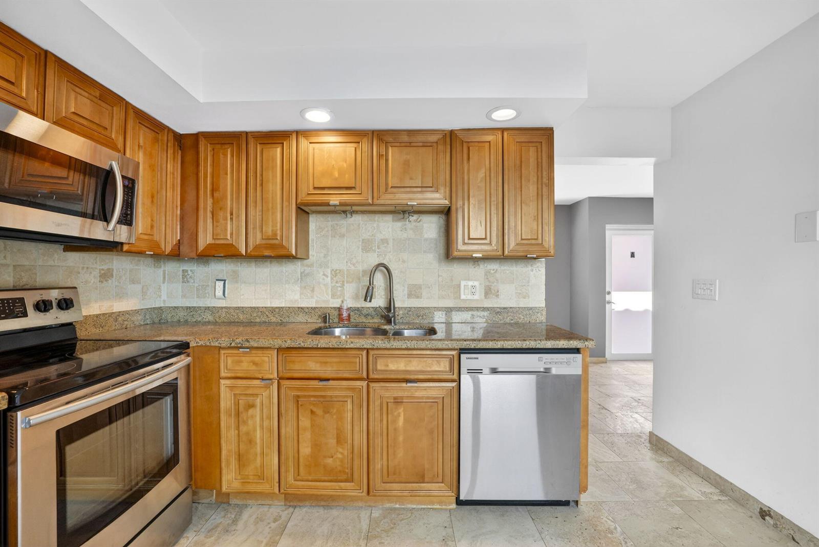 3221 NE 15th Street # A