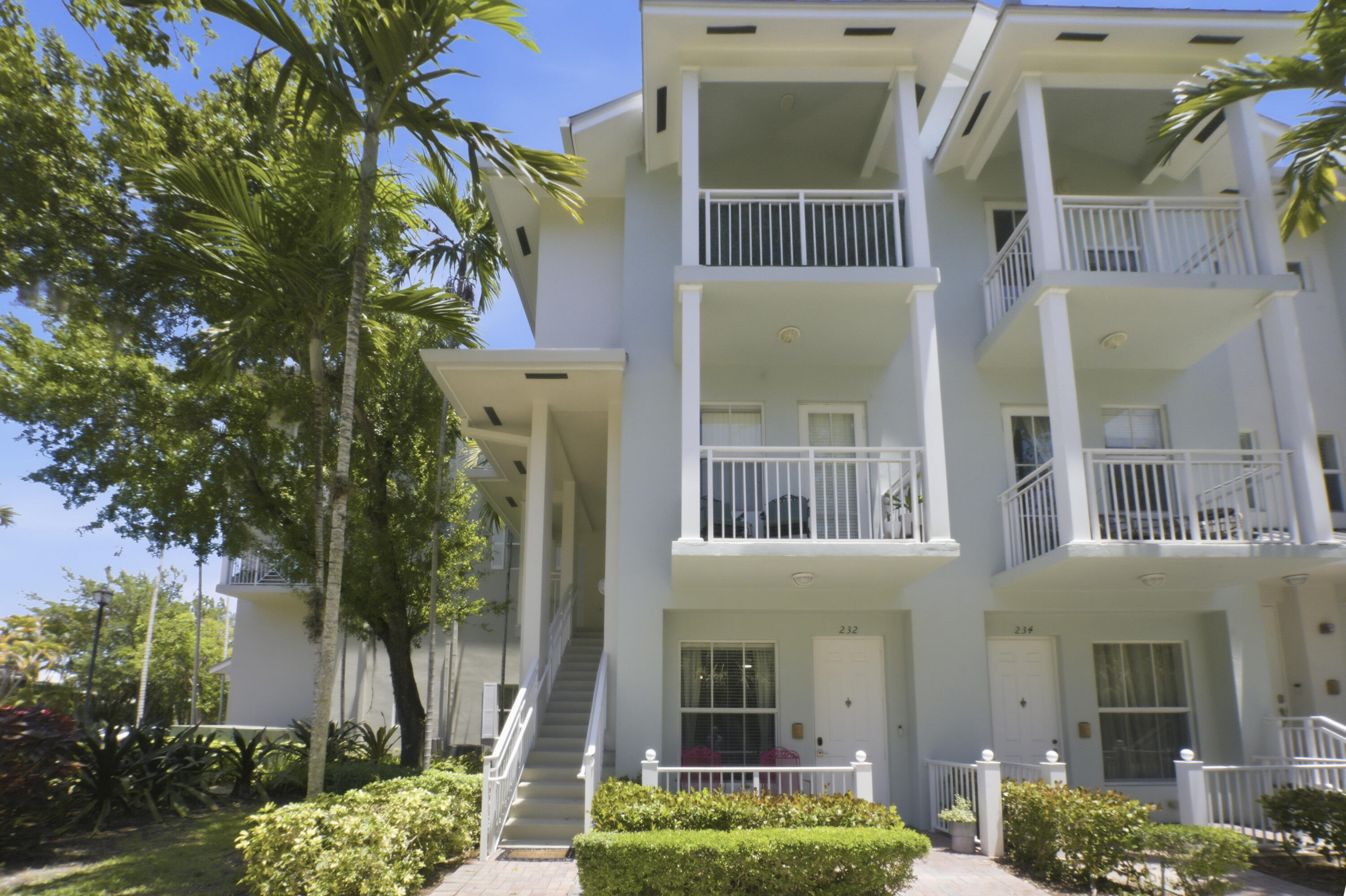 232 SW 14th Avenue
