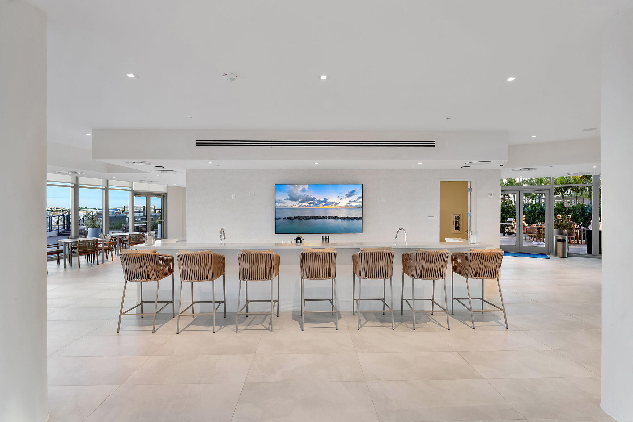 220 Lake Shore Drive 2321