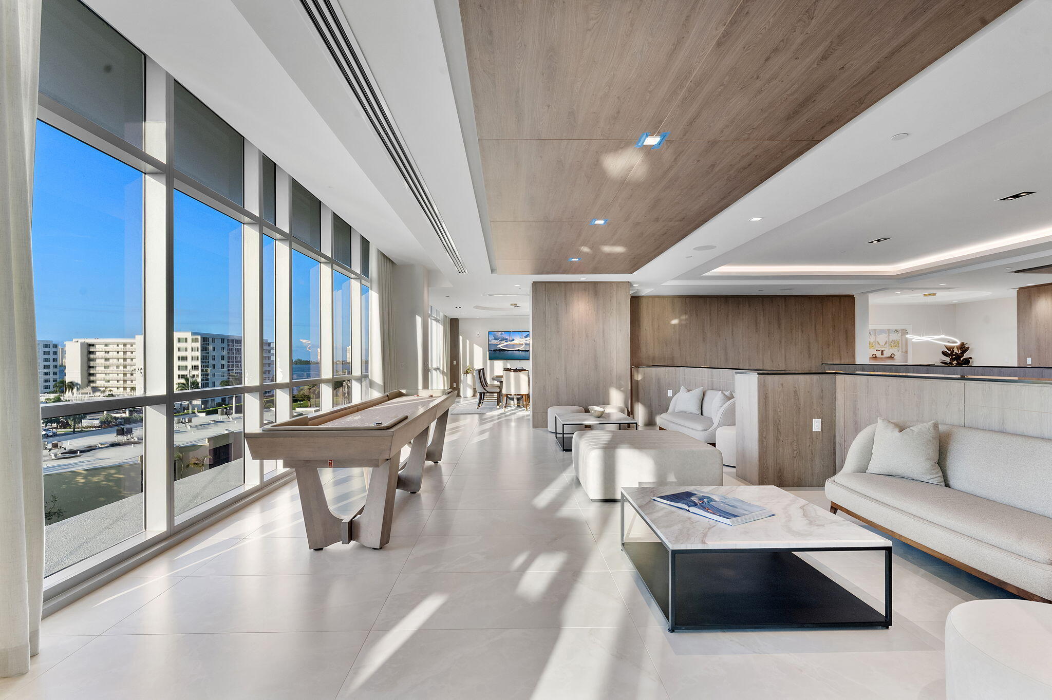 220 Lake Shore Drive 2321