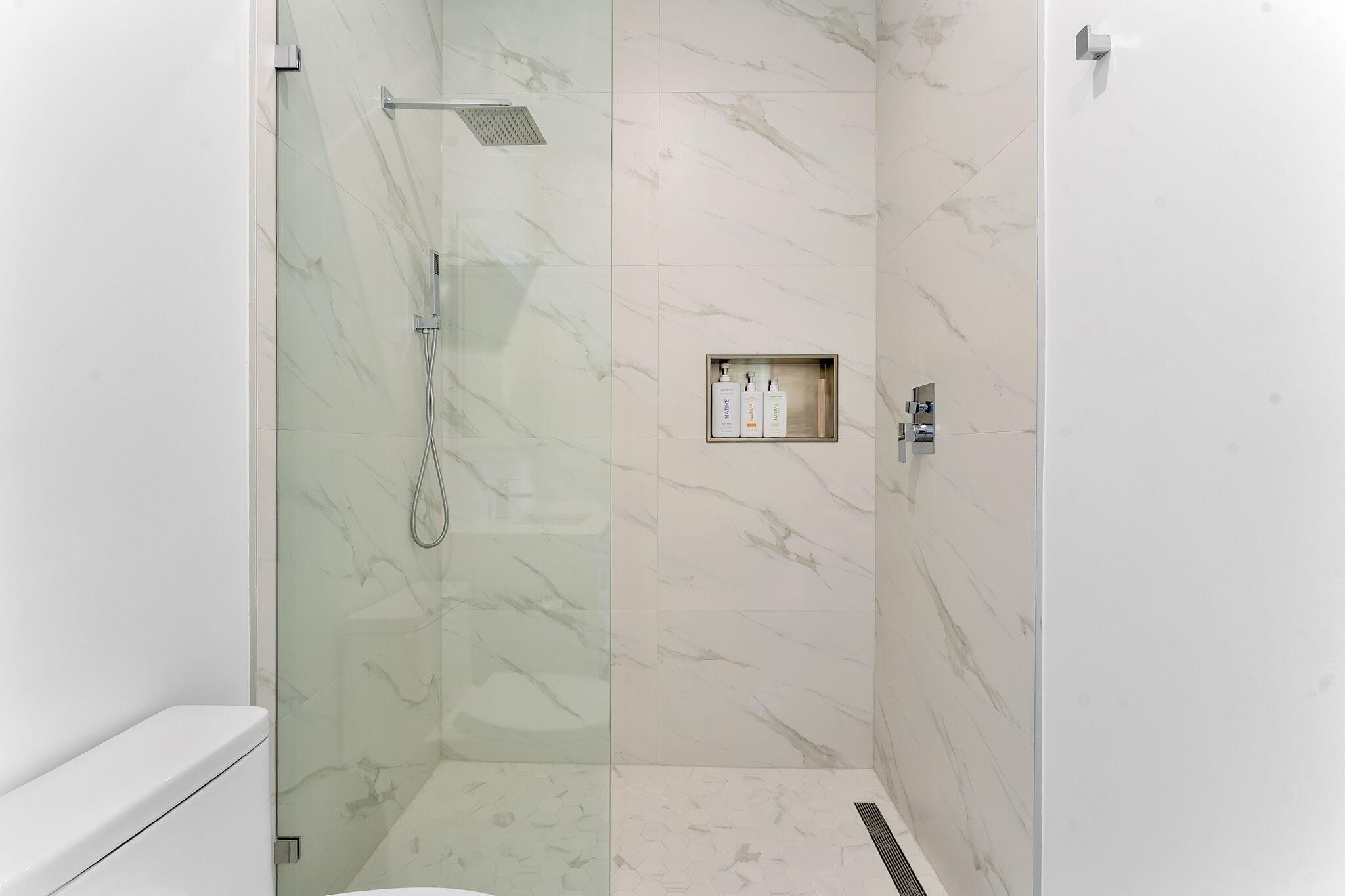 220 Lake Shore Drive 2321