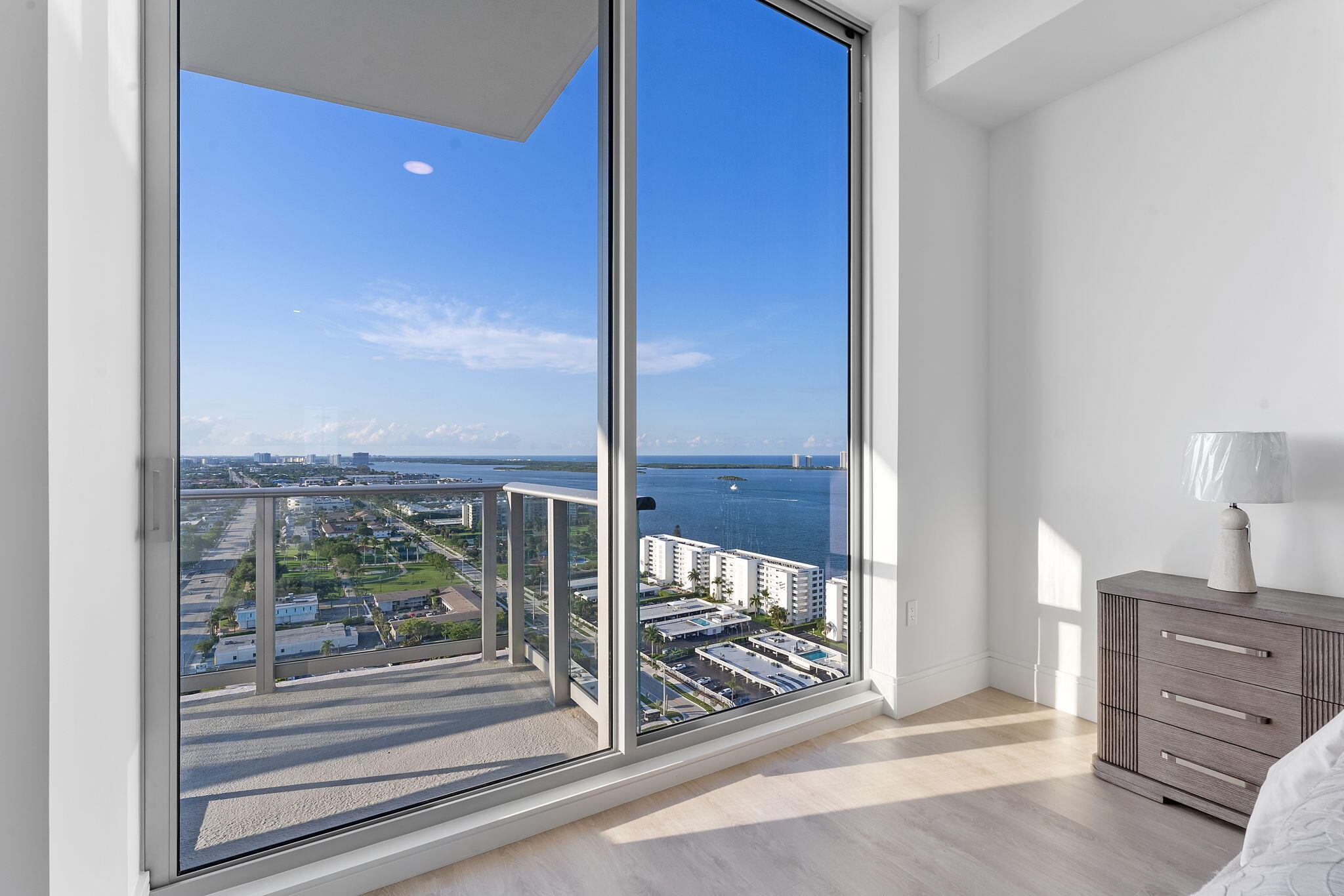 220 Lake Shore Drive 2321