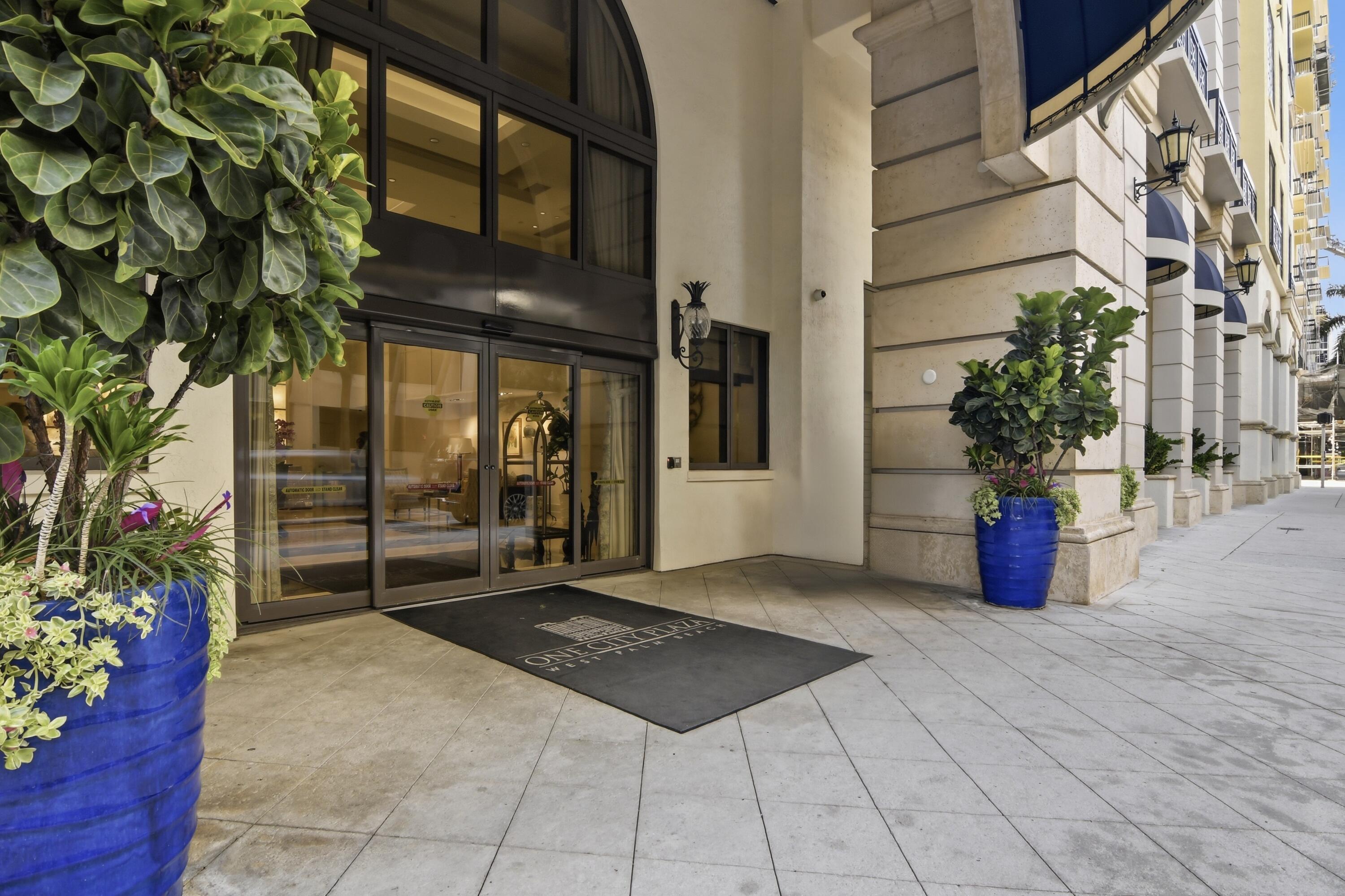 801 S Olive Avenue 206