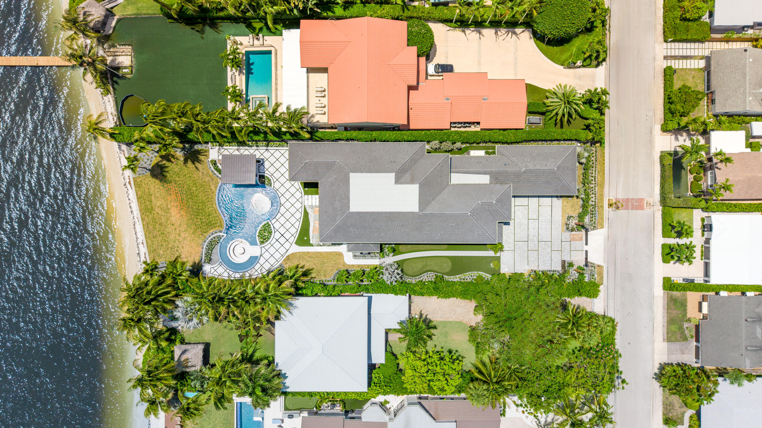 1708 N Lakeside Drive