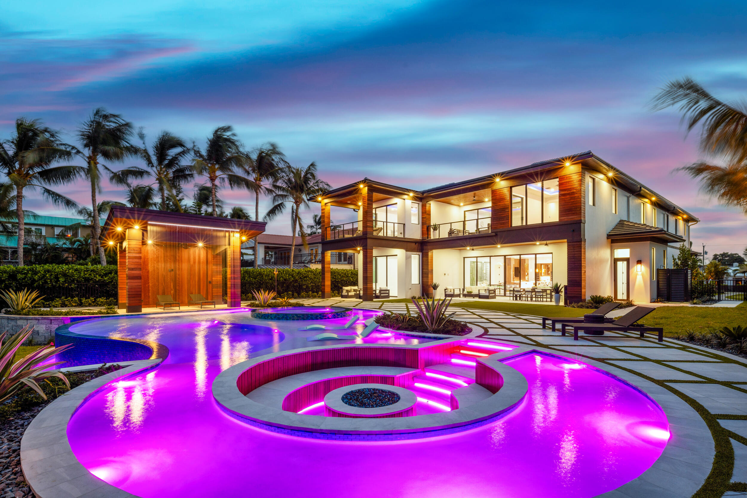 1708 N Lakeside Drive