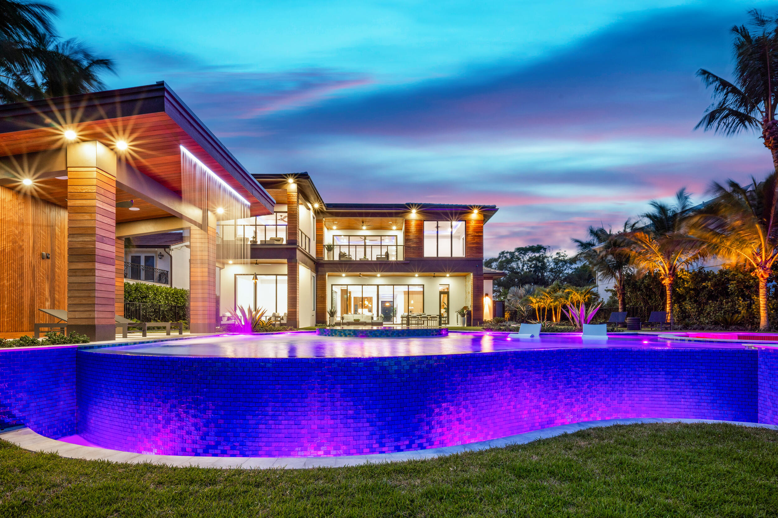 1708 N Lakeside Drive
