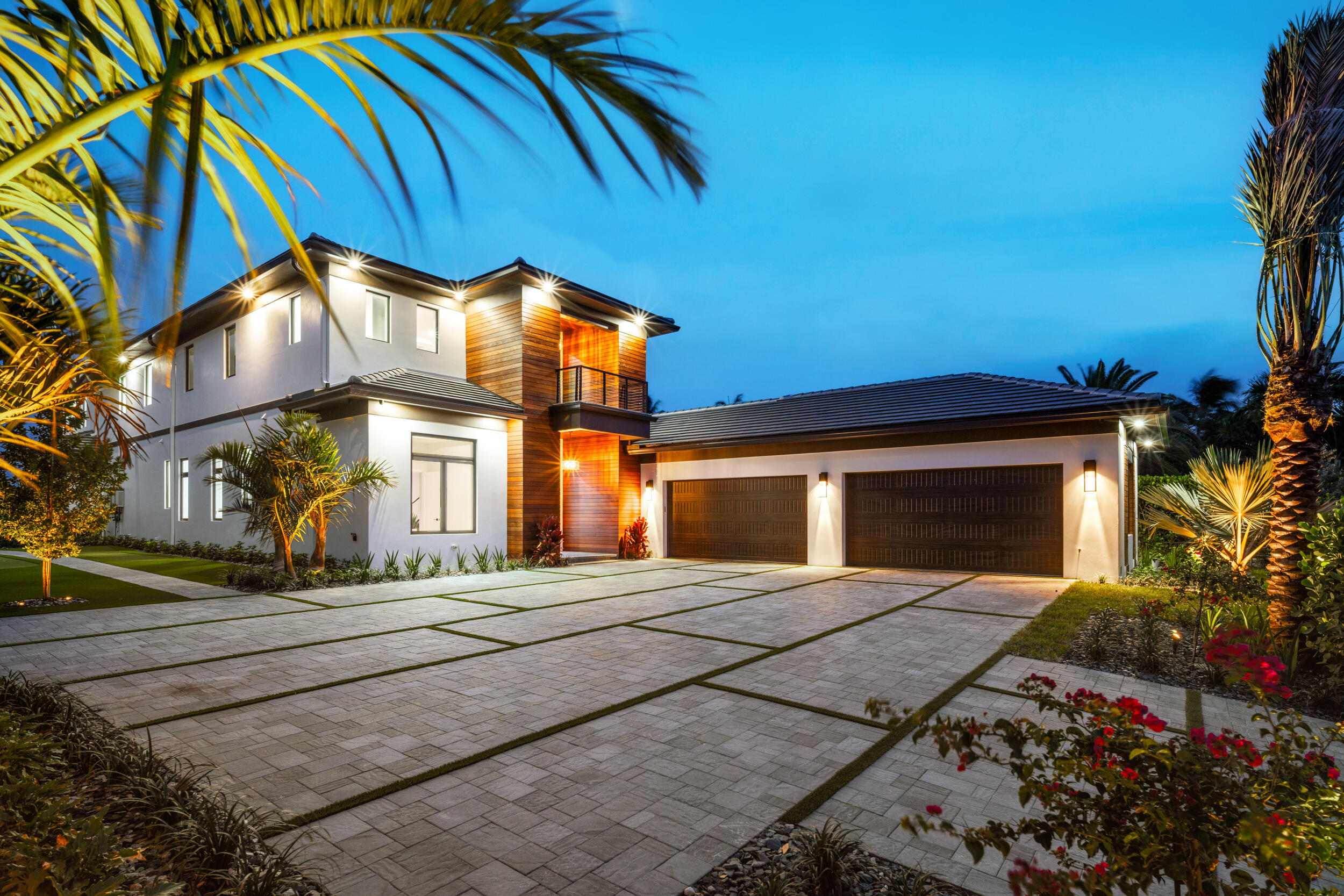 1708 N Lakeside Drive
