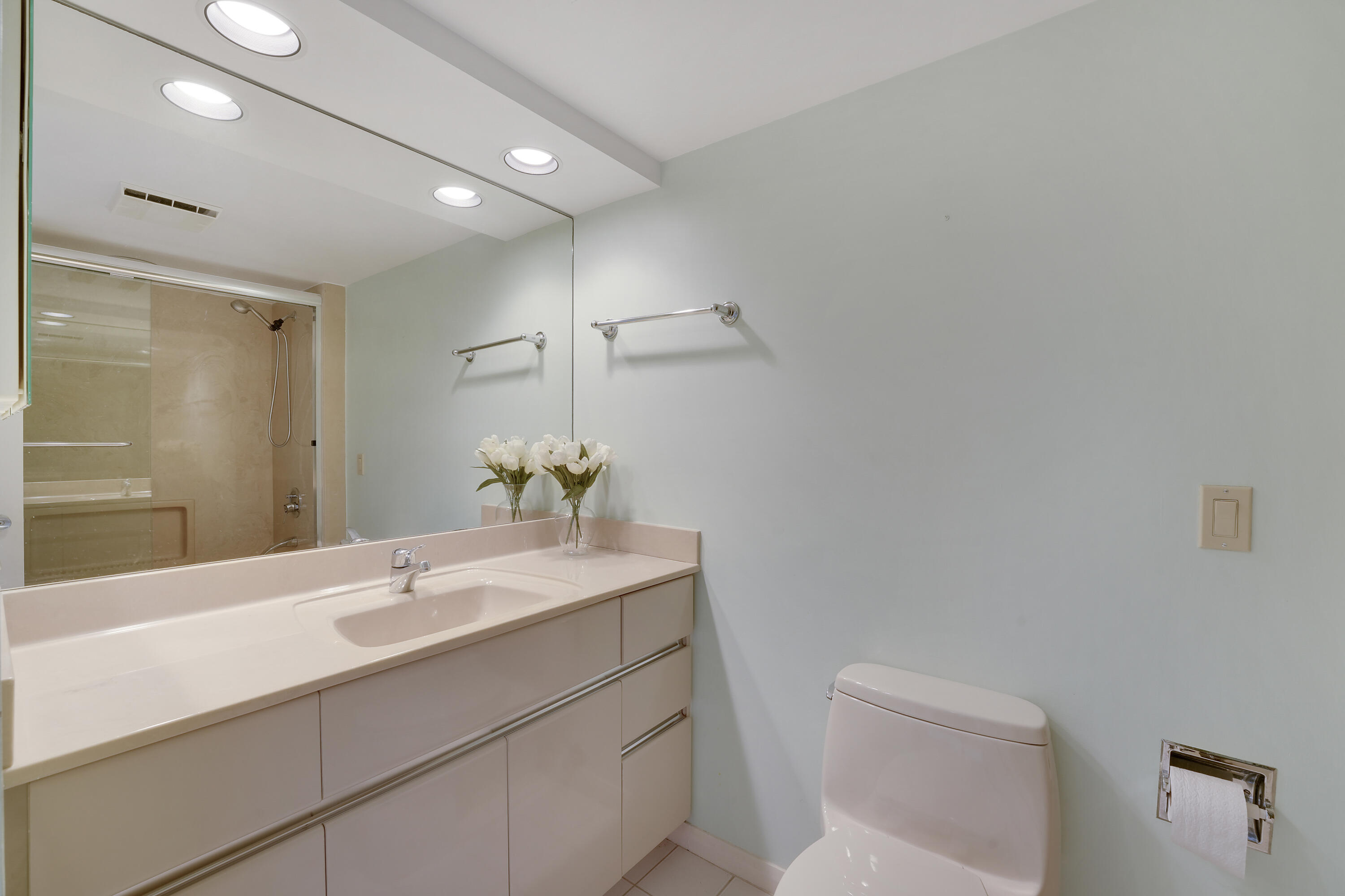 3210 S Ocean Boulevard 703