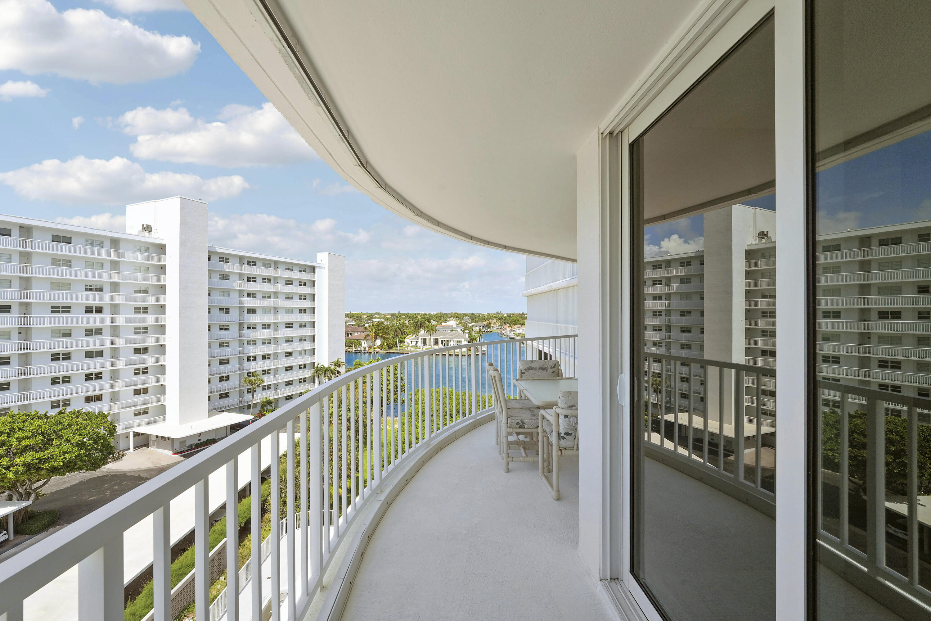 3210 S Ocean Boulevard 703