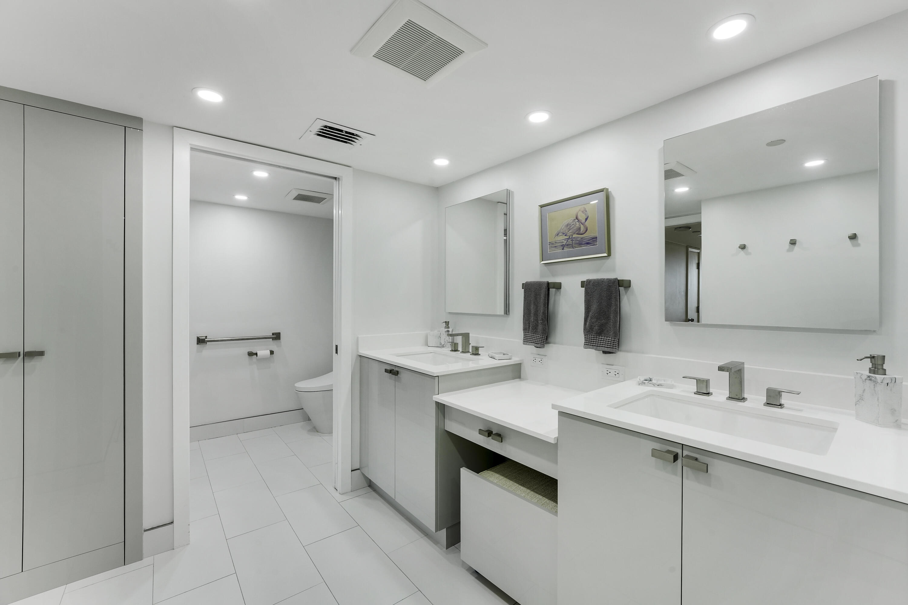 3210 S Ocean Boulevard 703