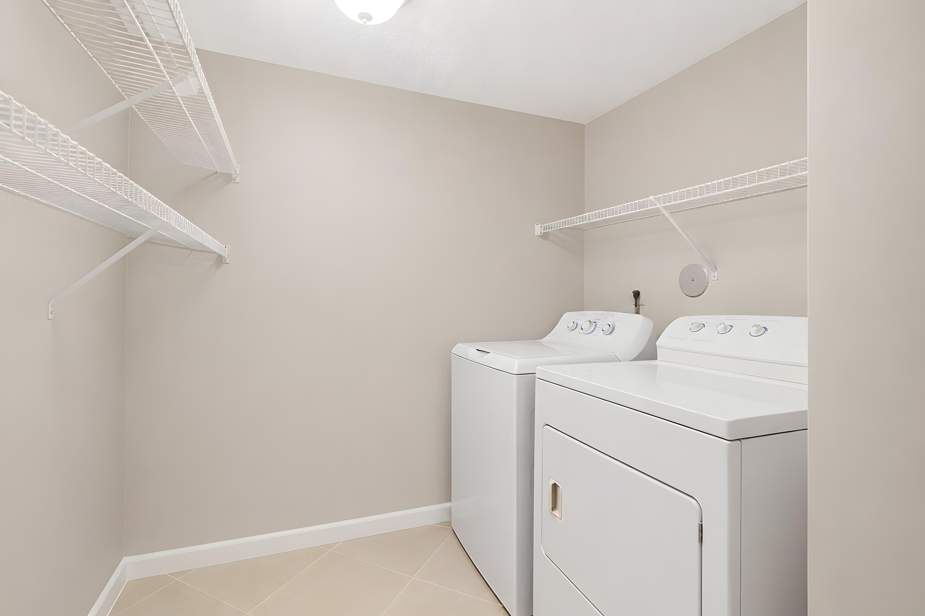 821 Sky Pine Way D1