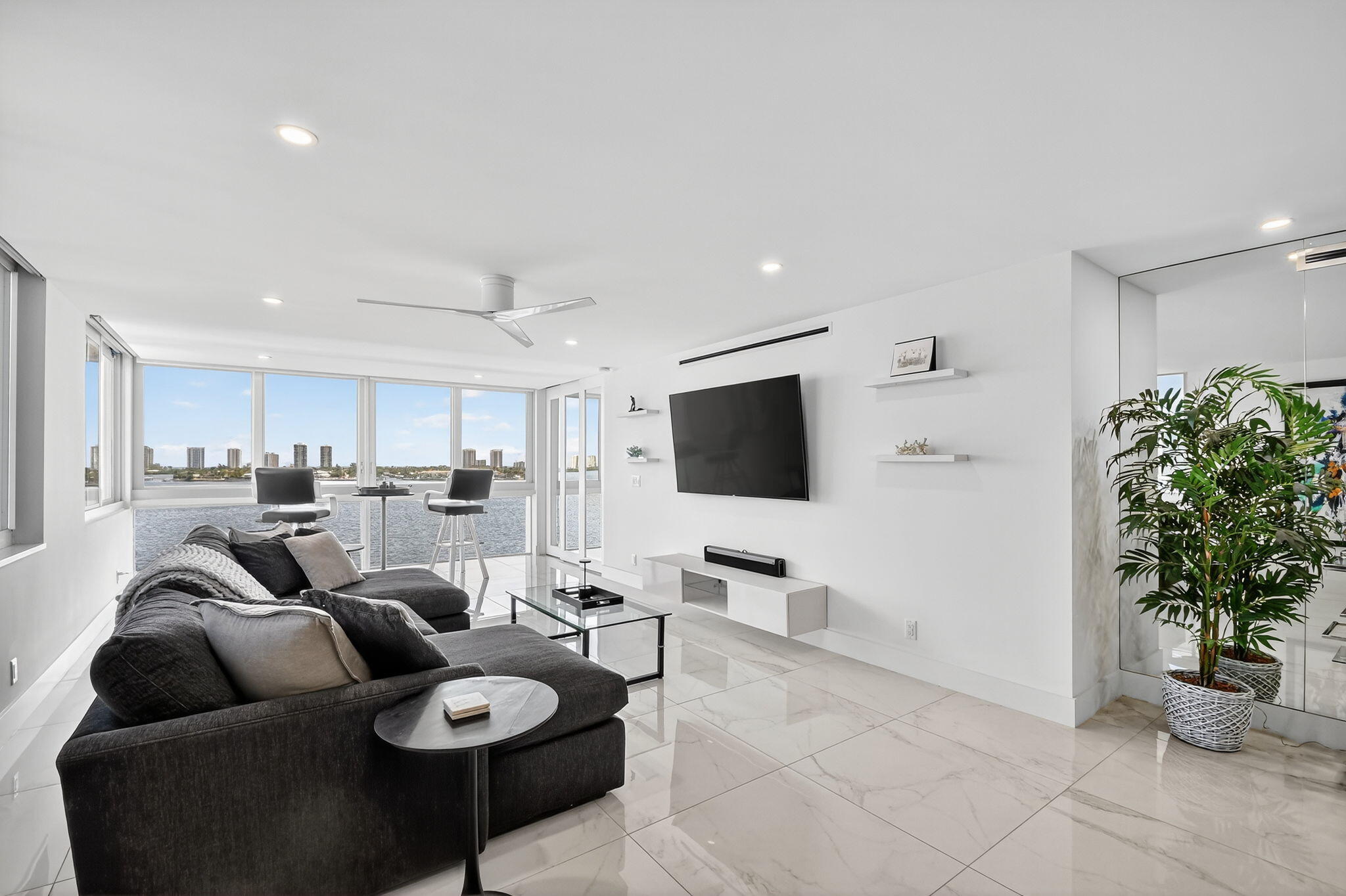 301 Lake Shore Drive 801