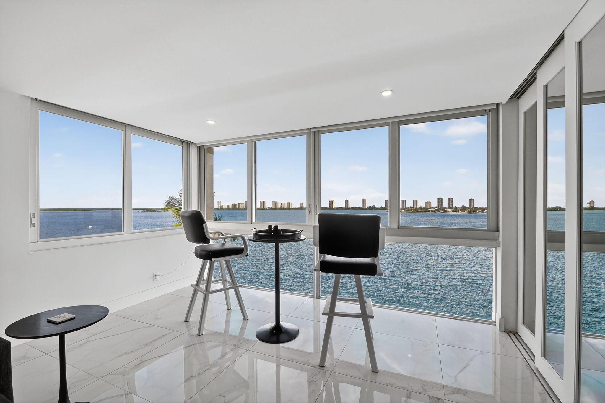 301 Lake Shore Drive 801