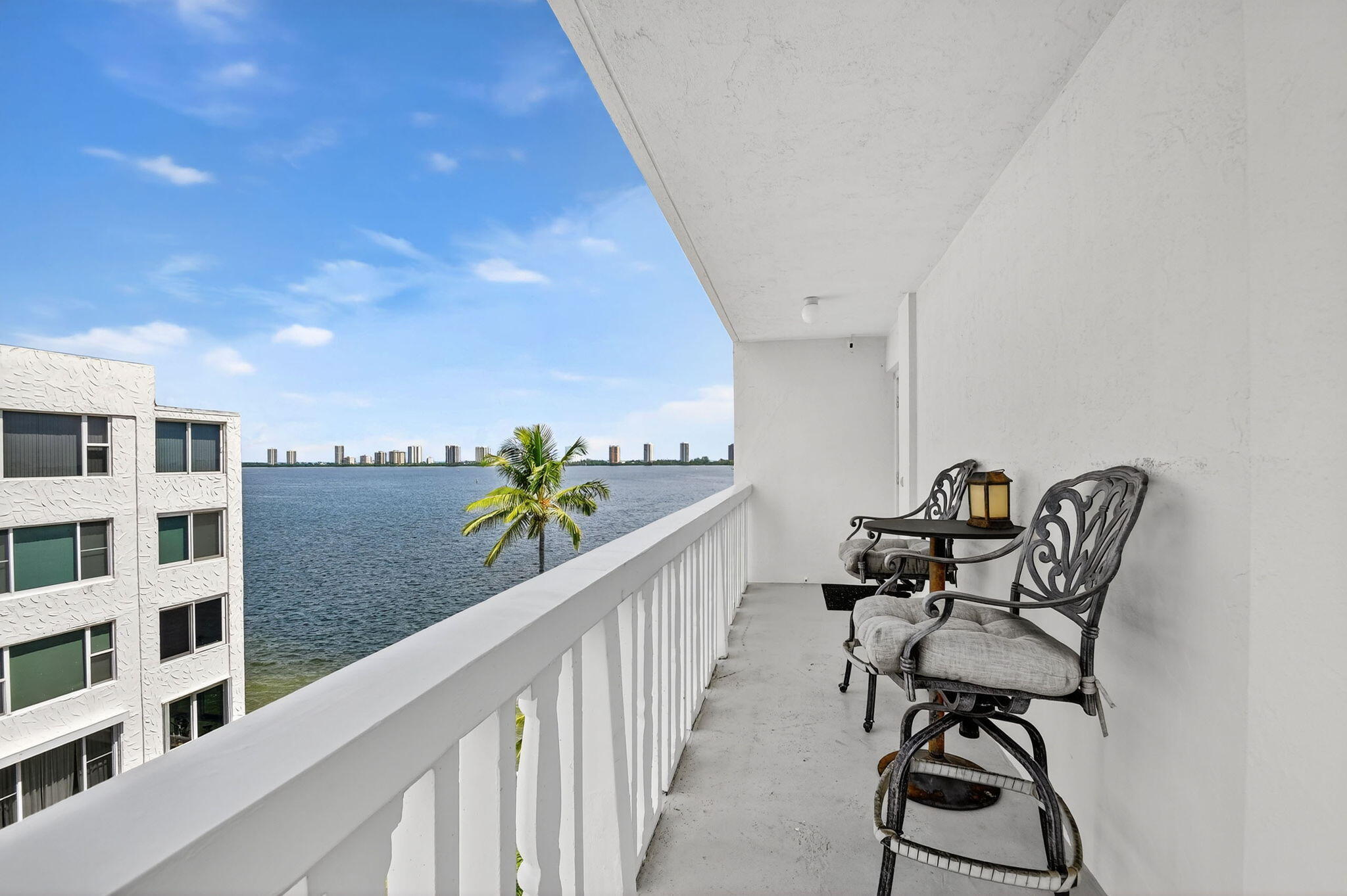 301 Lake Shore Drive 801