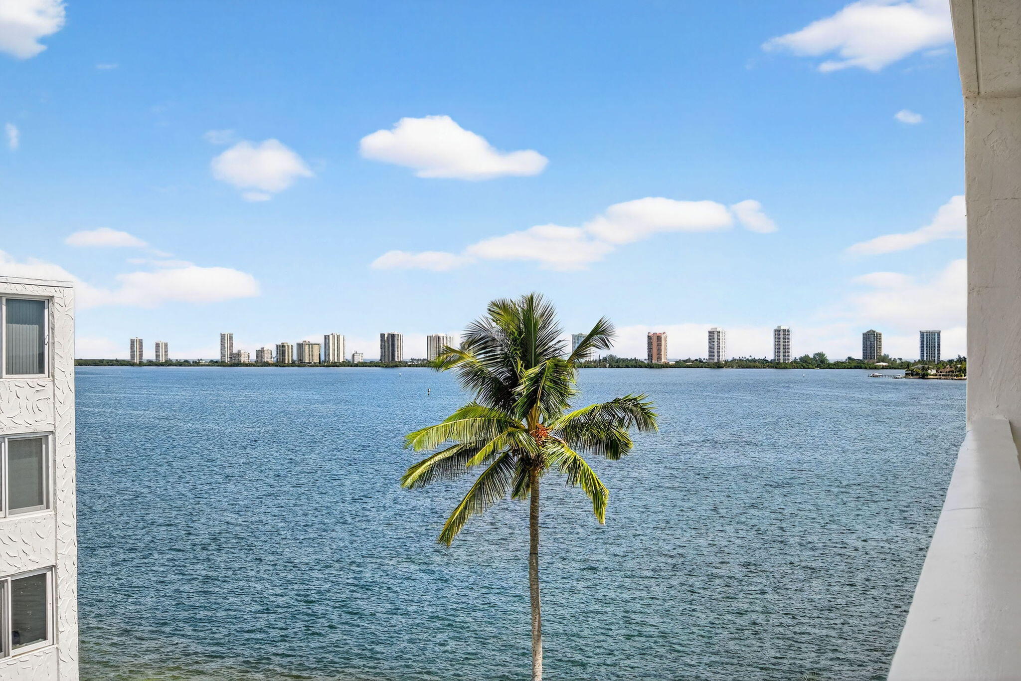 301 Lake Shore Drive 801